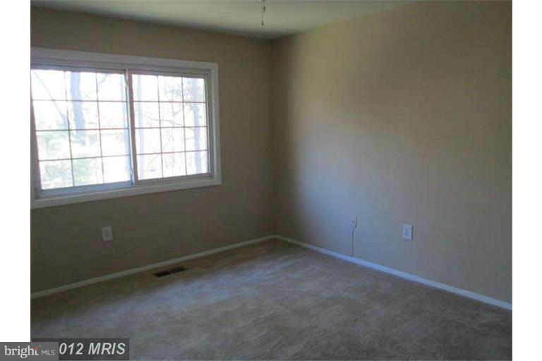 LAKE RIDGE - Residential Lease