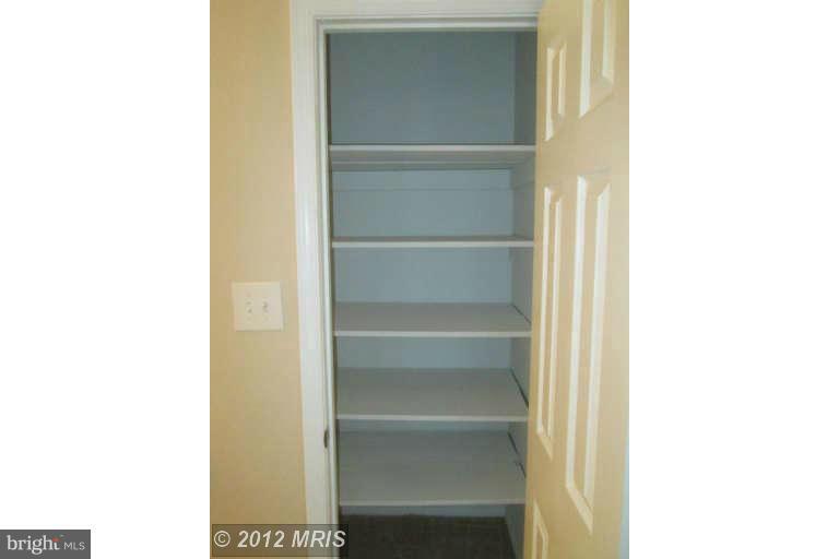 LAKE RIDGE - Residential Lease