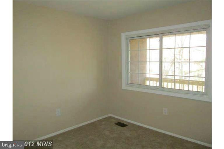 LAKE RIDGE - Residential Lease