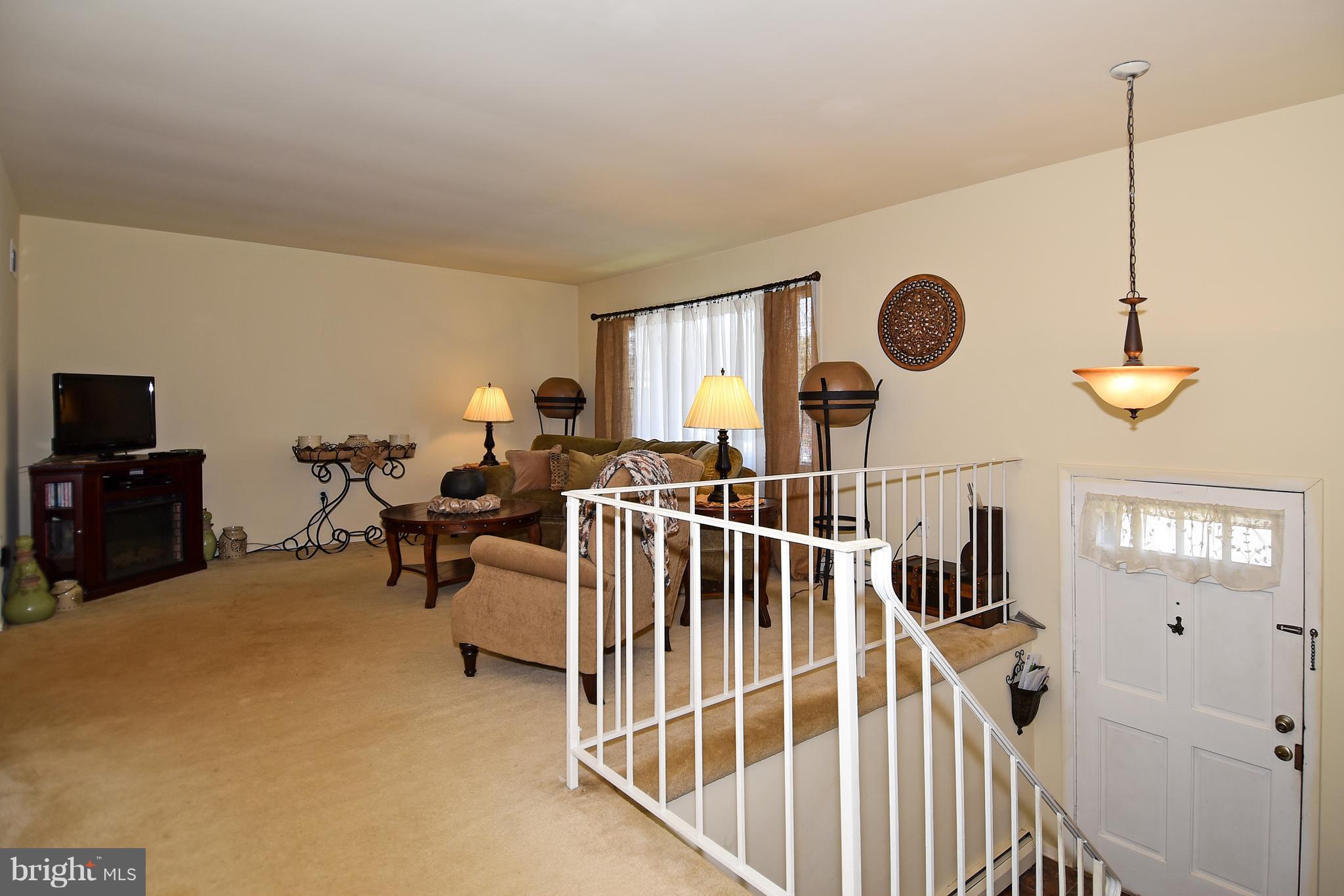 DALE CITY - Residential