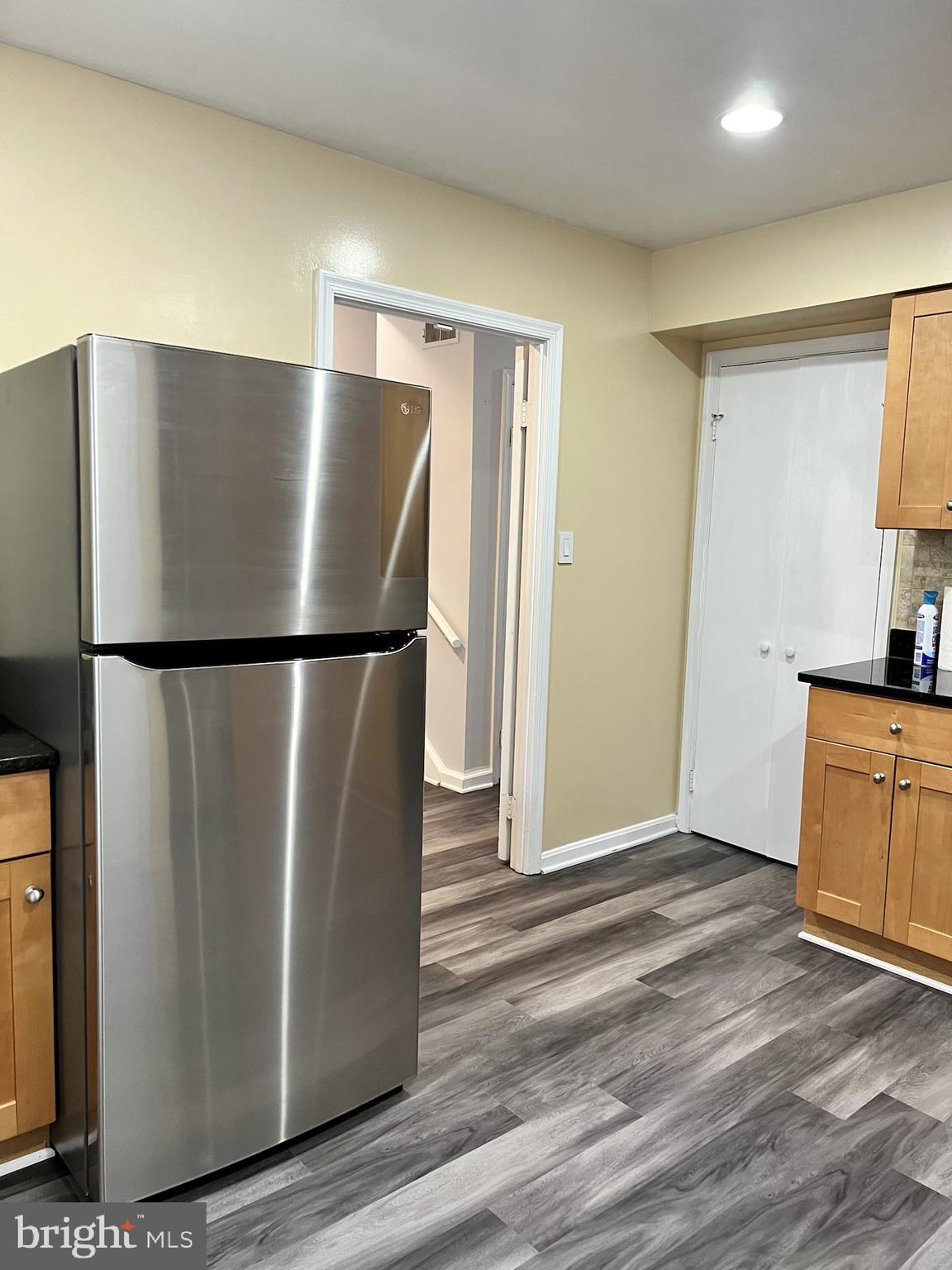 FAIRFAX PLAZA TOWNHOUSES - Residential Lease