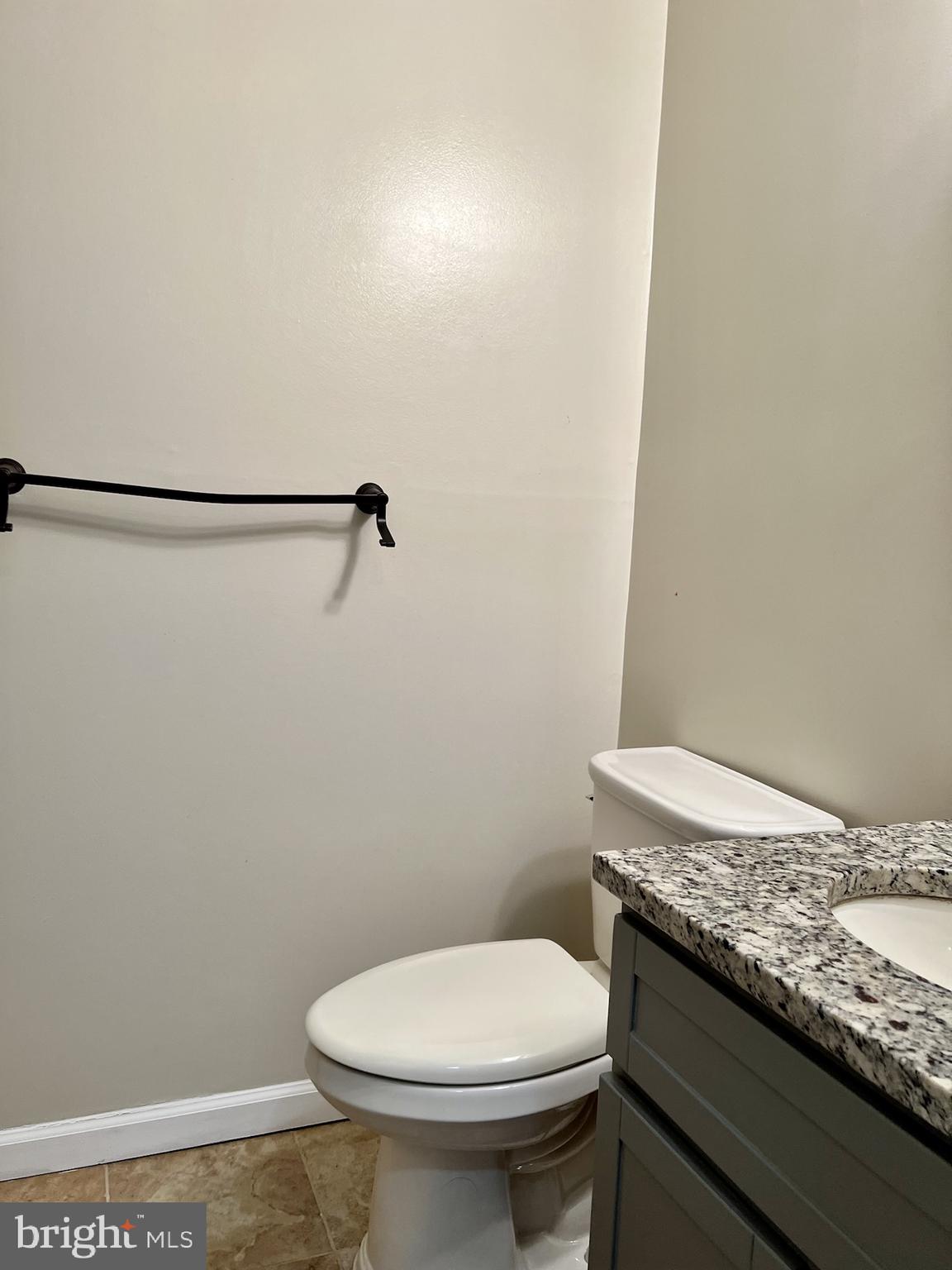 FAIRFAX PLAZA TOWNHOUSES - Residential Lease