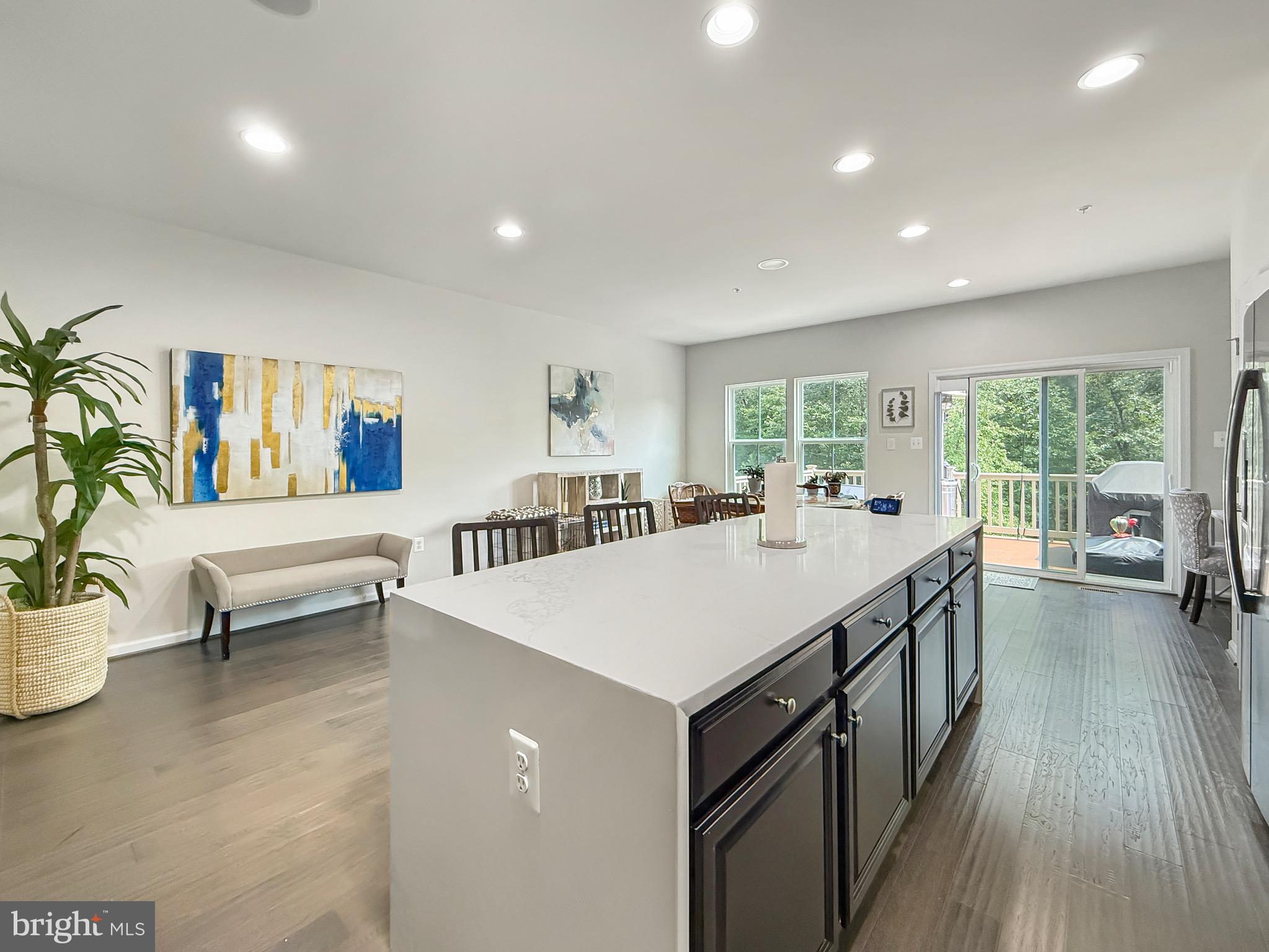 536 WILLOW BEND DRIVE