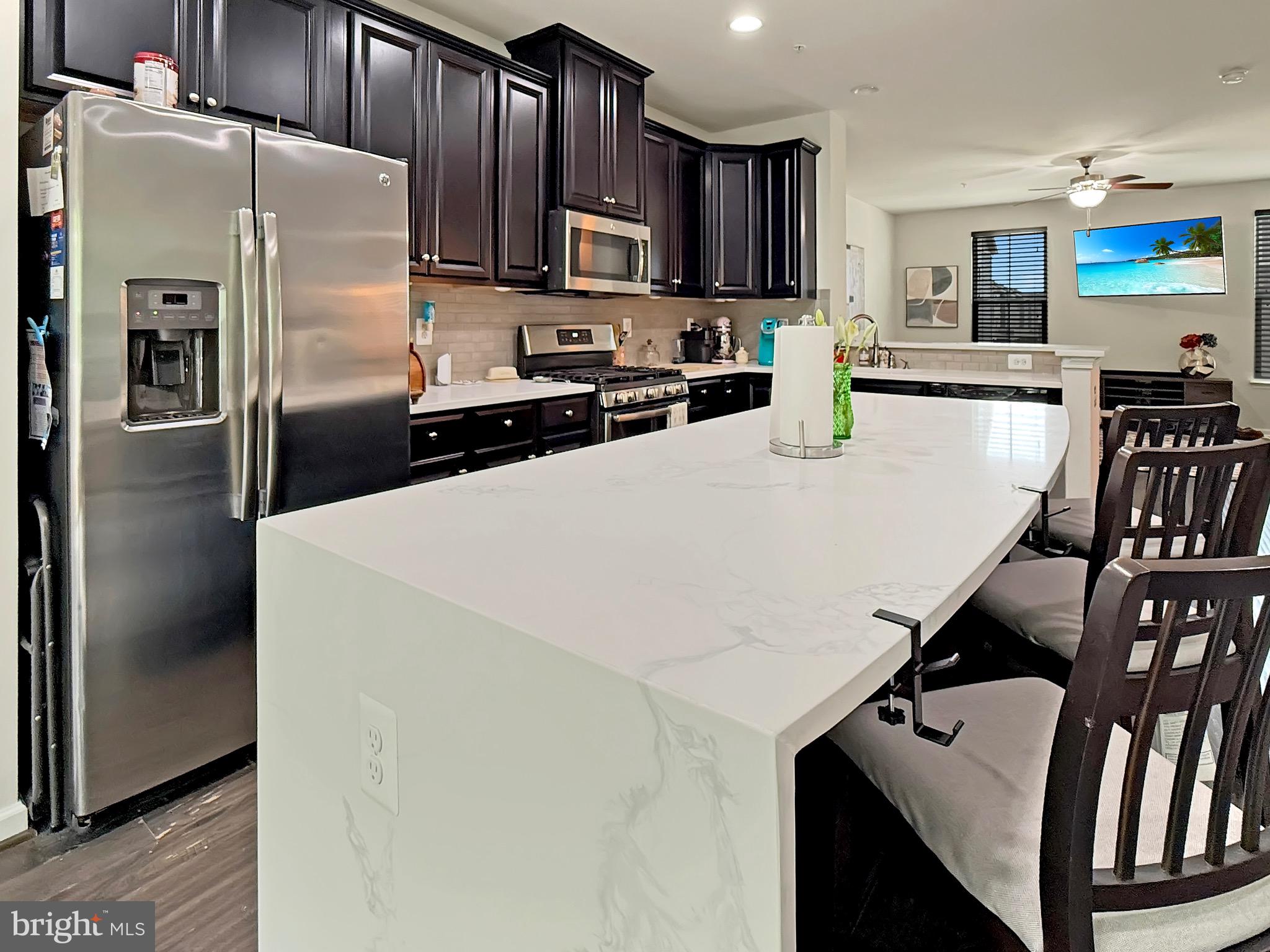 CREEKSIDE VILLAGE AT TANYARD SPRINGS - Residential