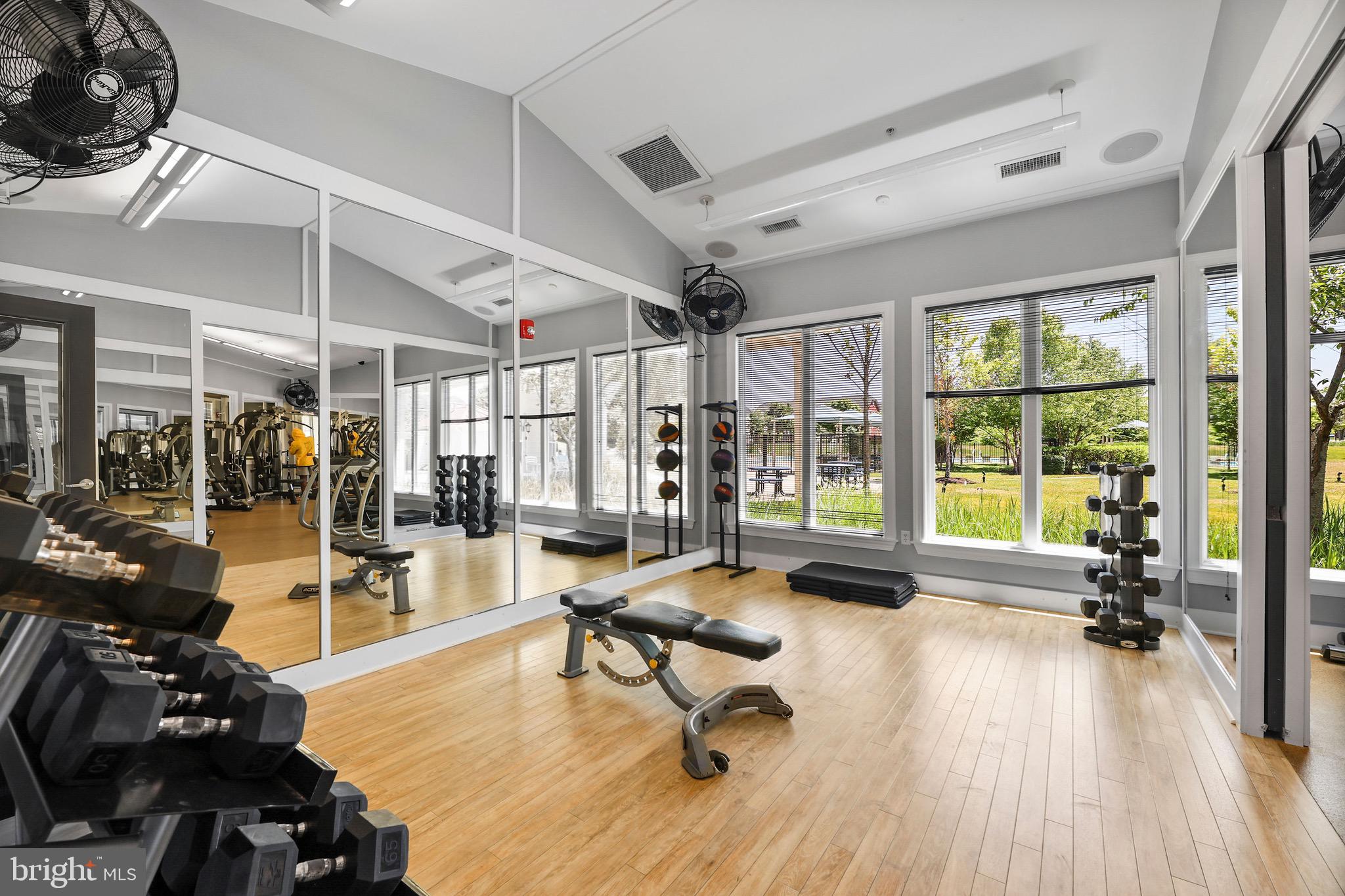 CREEKSIDE VILLAGE AT TANYARD SPRINGS - Residential