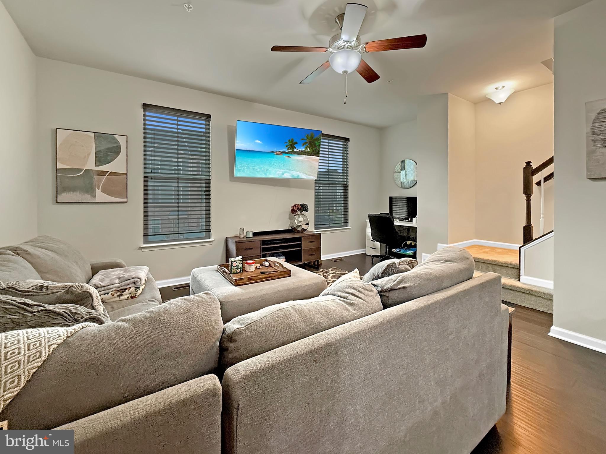 CREEKSIDE VILLAGE AT TANYARD SPRINGS - Residential