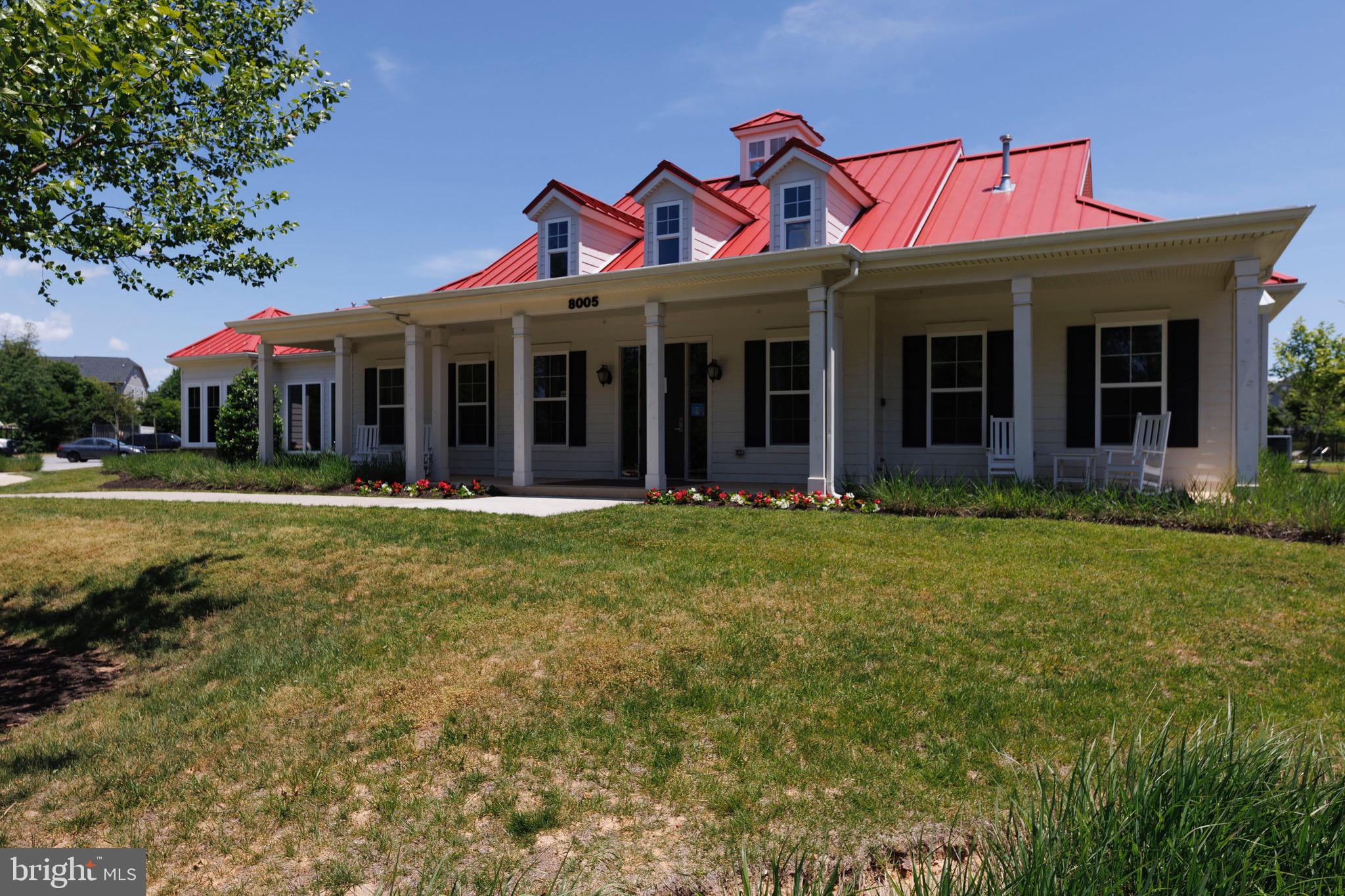 CREEKSIDE VILLAGE AT TANYARD SPRINGS - Residential
