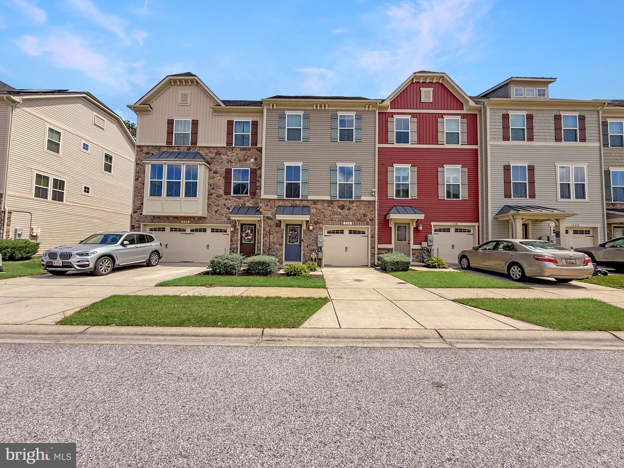 CREEKSIDE VILLAGE AT TANYARD SPRINGS - Residential