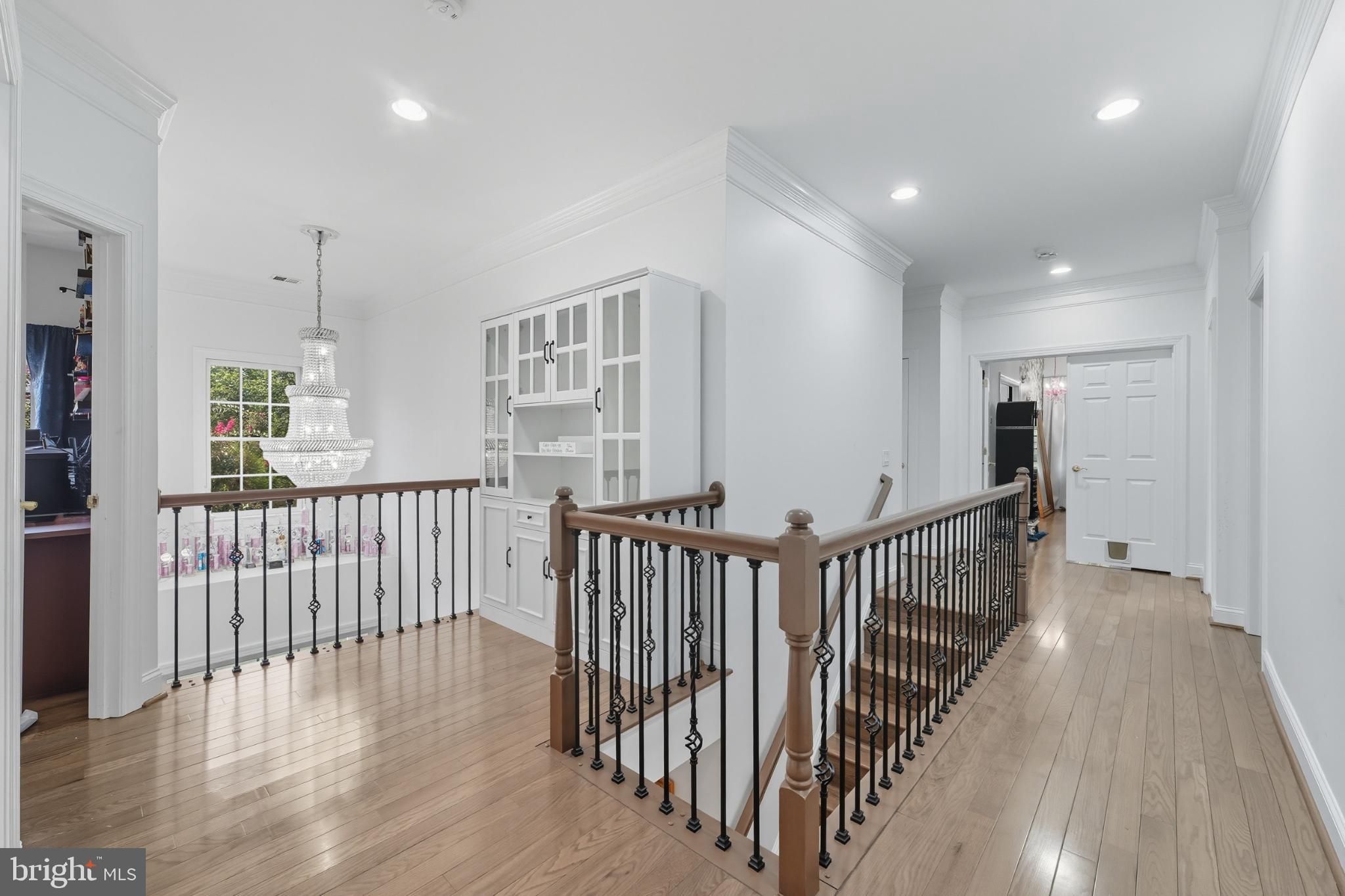 OAK HILL - Residential