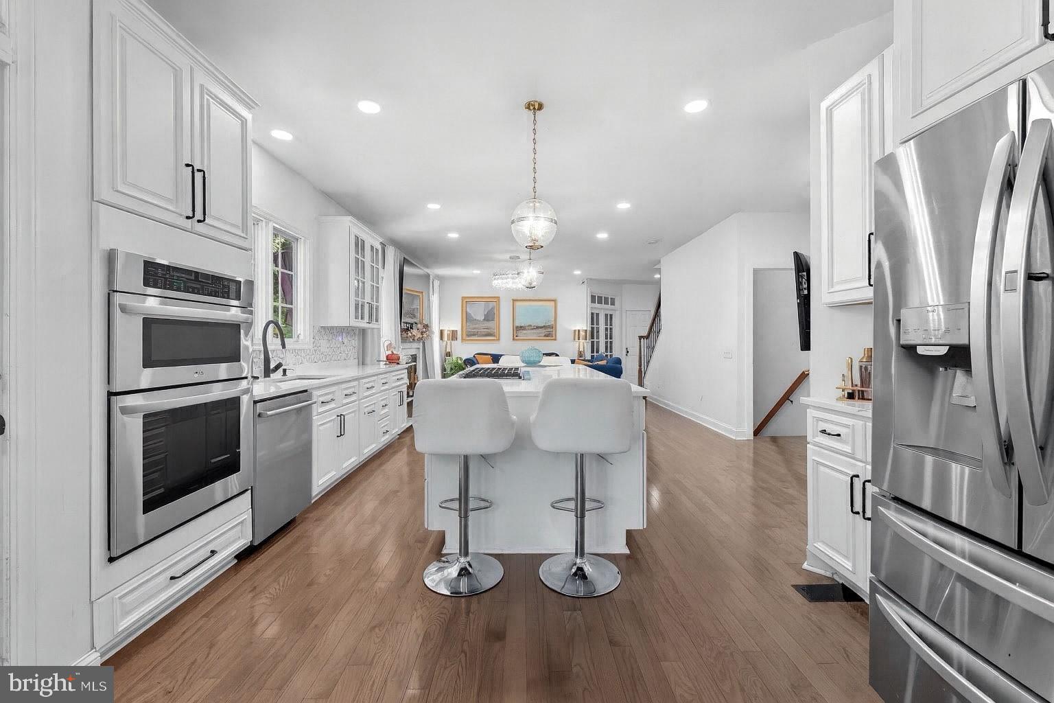 OAK HILL - Residential