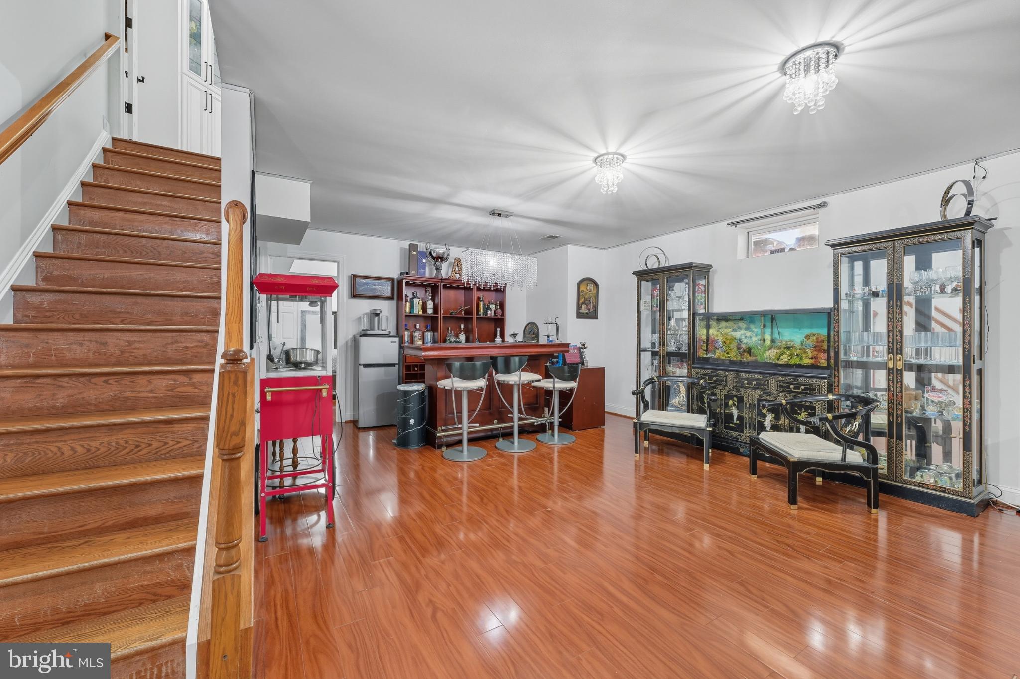 OAK HILL - Residential