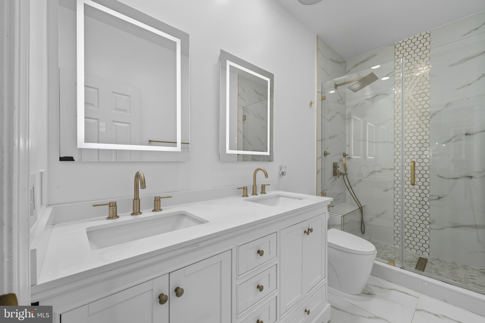 OAK HILL - Residential