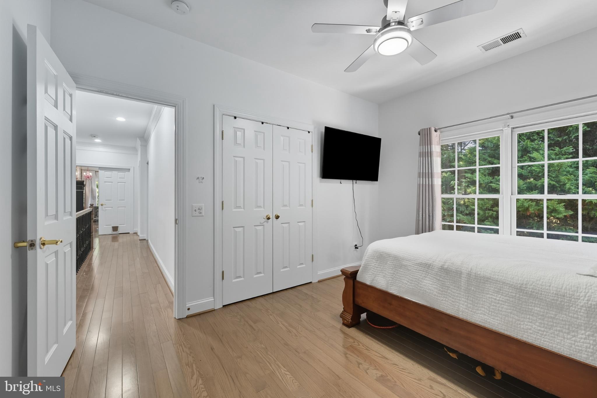 OAK HILL - Residential