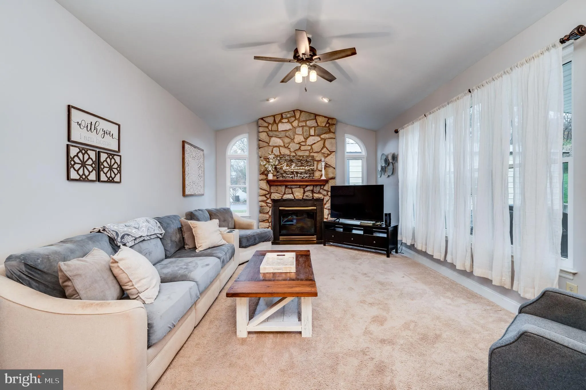 Mohnton, Pennsylvania 19540, United States, 4 Bedrooms Bedrooms, ,4 BathroomsBathrooms,Residential,Active,244256