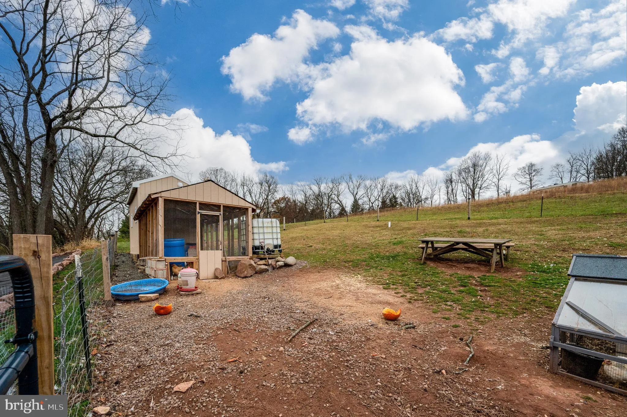 Mohnton, Pennsylvania 19540, United States, 4 Bedrooms Bedrooms, ,4 BathroomsBathrooms,Residential,Active,244256