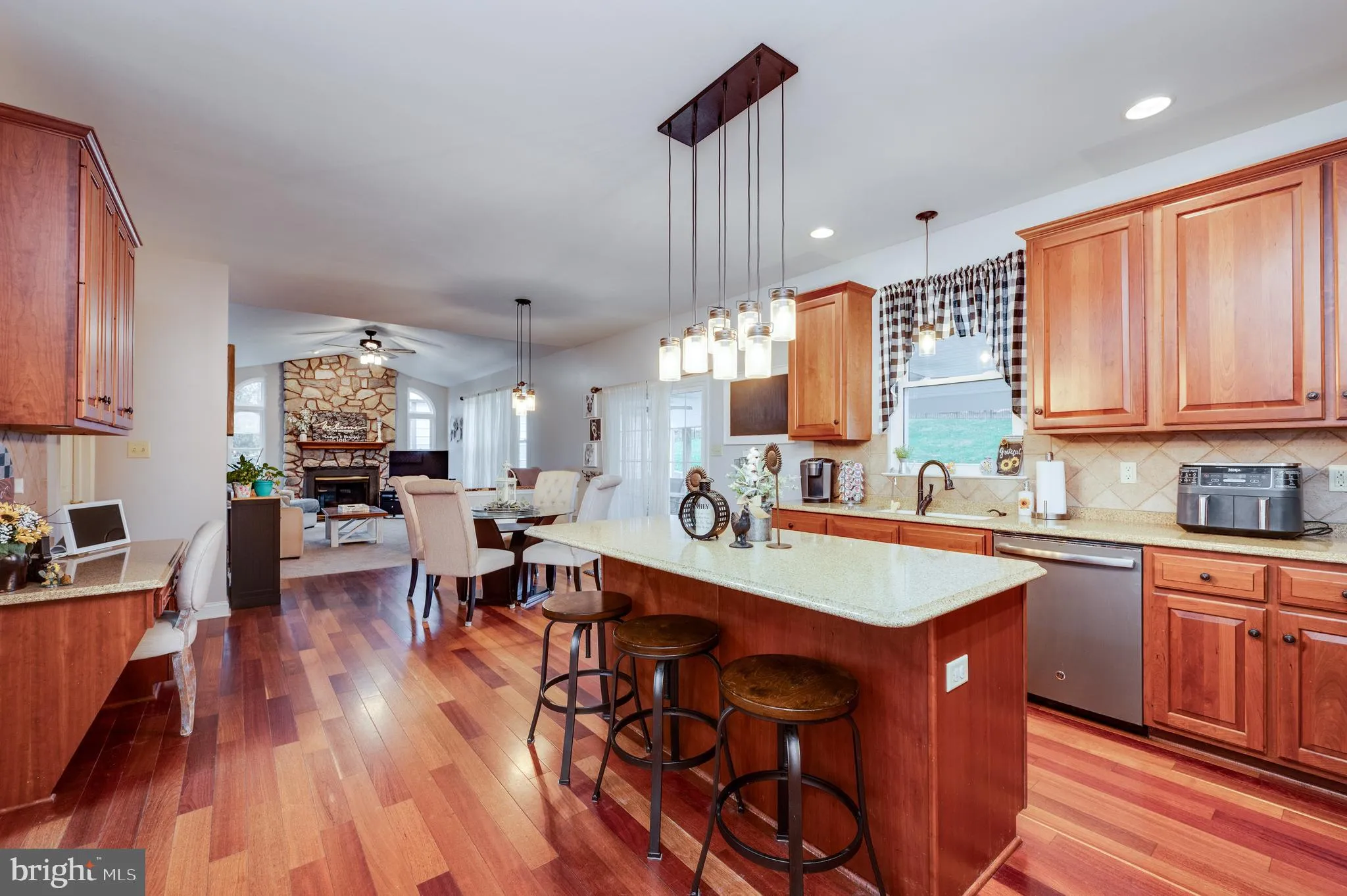 Mohnton, Pennsylvania 19540, United States, 4 Bedrooms Bedrooms, ,4 BathroomsBathrooms,Residential,Active,244256