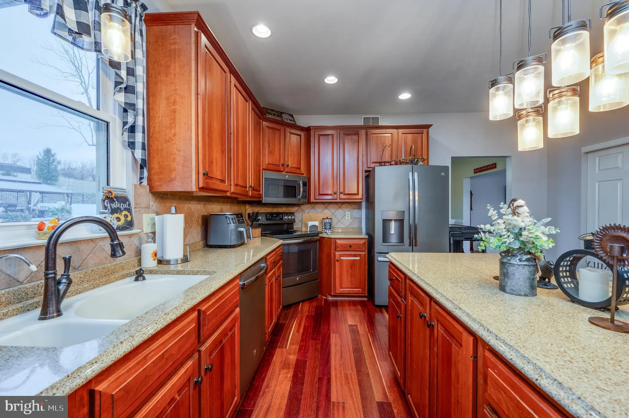 Mohnton, Pennsylvania 19540, United States, 4 Bedrooms Bedrooms, ,4 BathroomsBathrooms,Residential,Active,244256