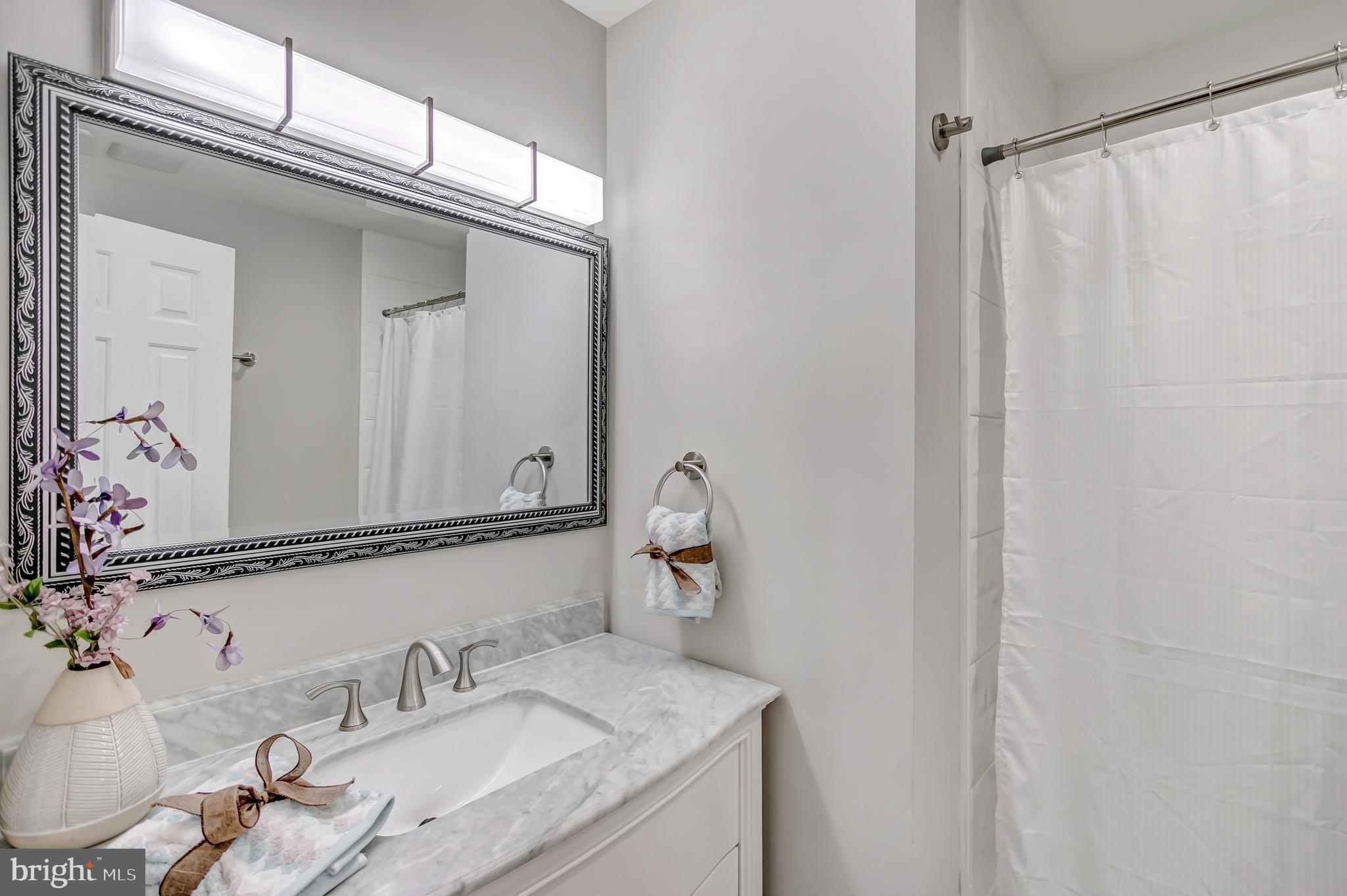 WILLOW CREEK - Residential