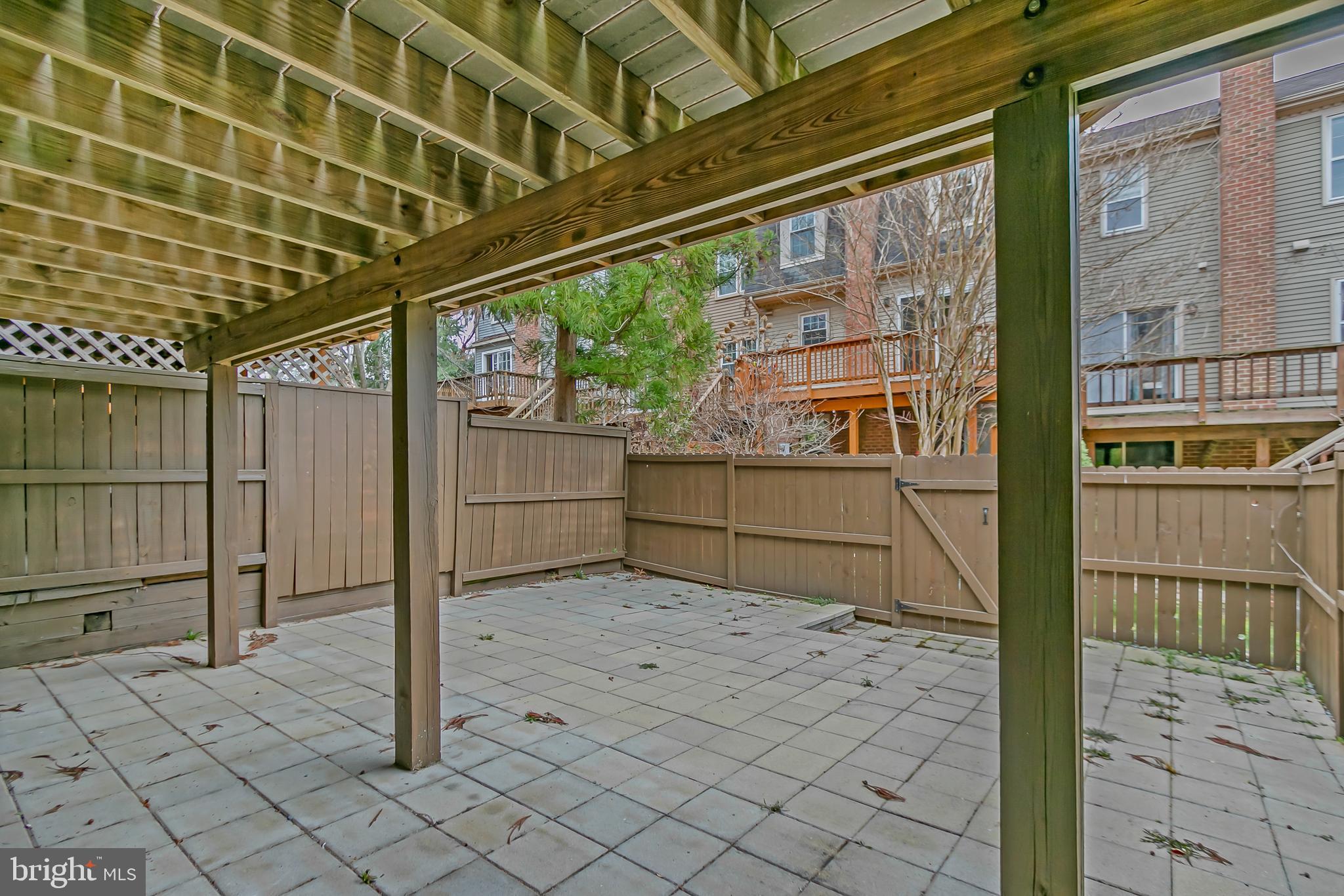 WILLOW CREEK - Residential