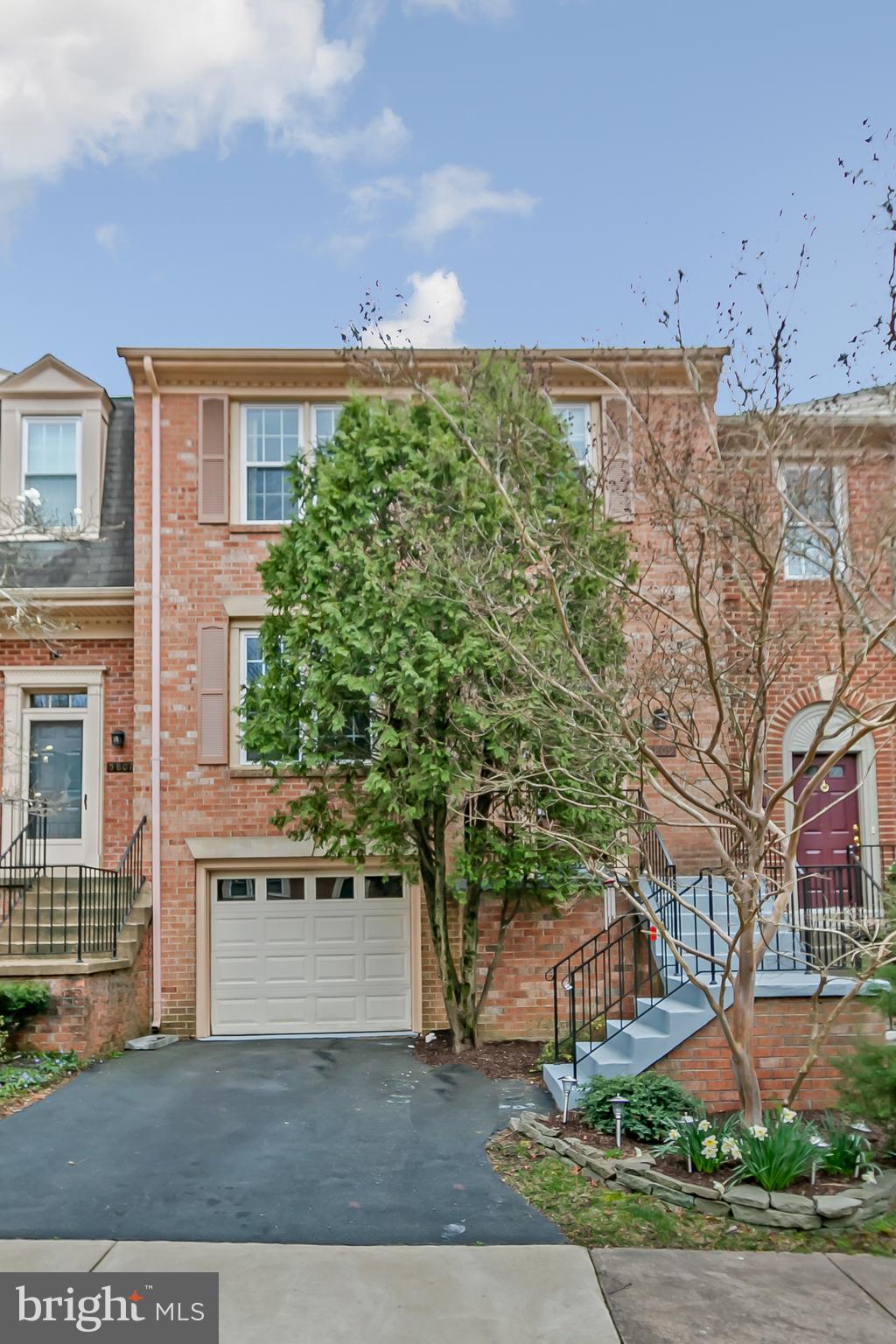 WILLOW CREEK - Residential