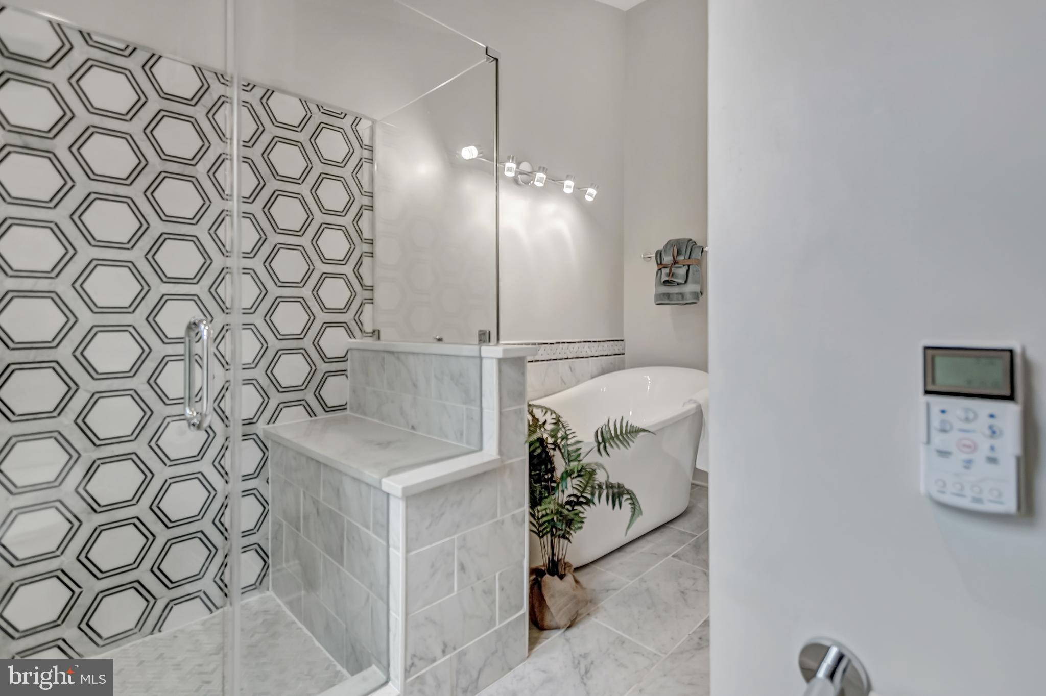 WILLOW CREEK - Residential