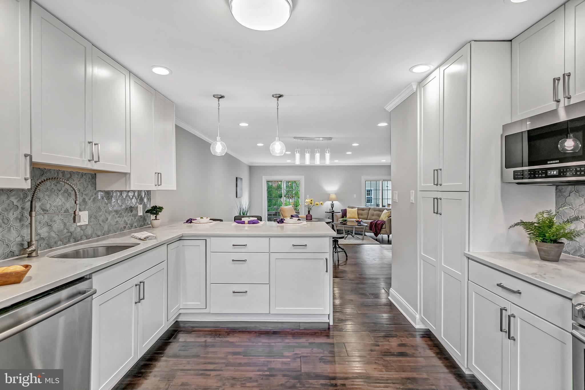 WILLOW CREEK - Residential