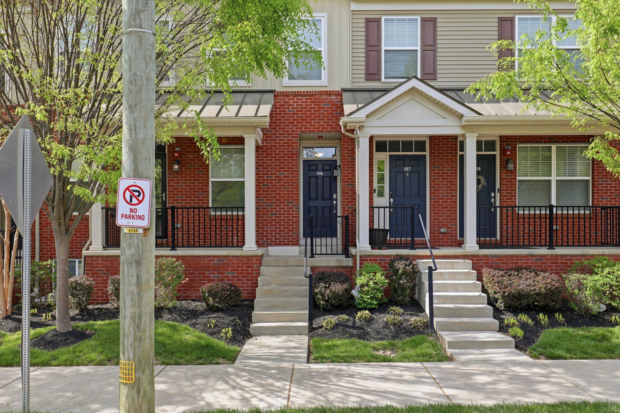 ARBOR KNOLL - Residential