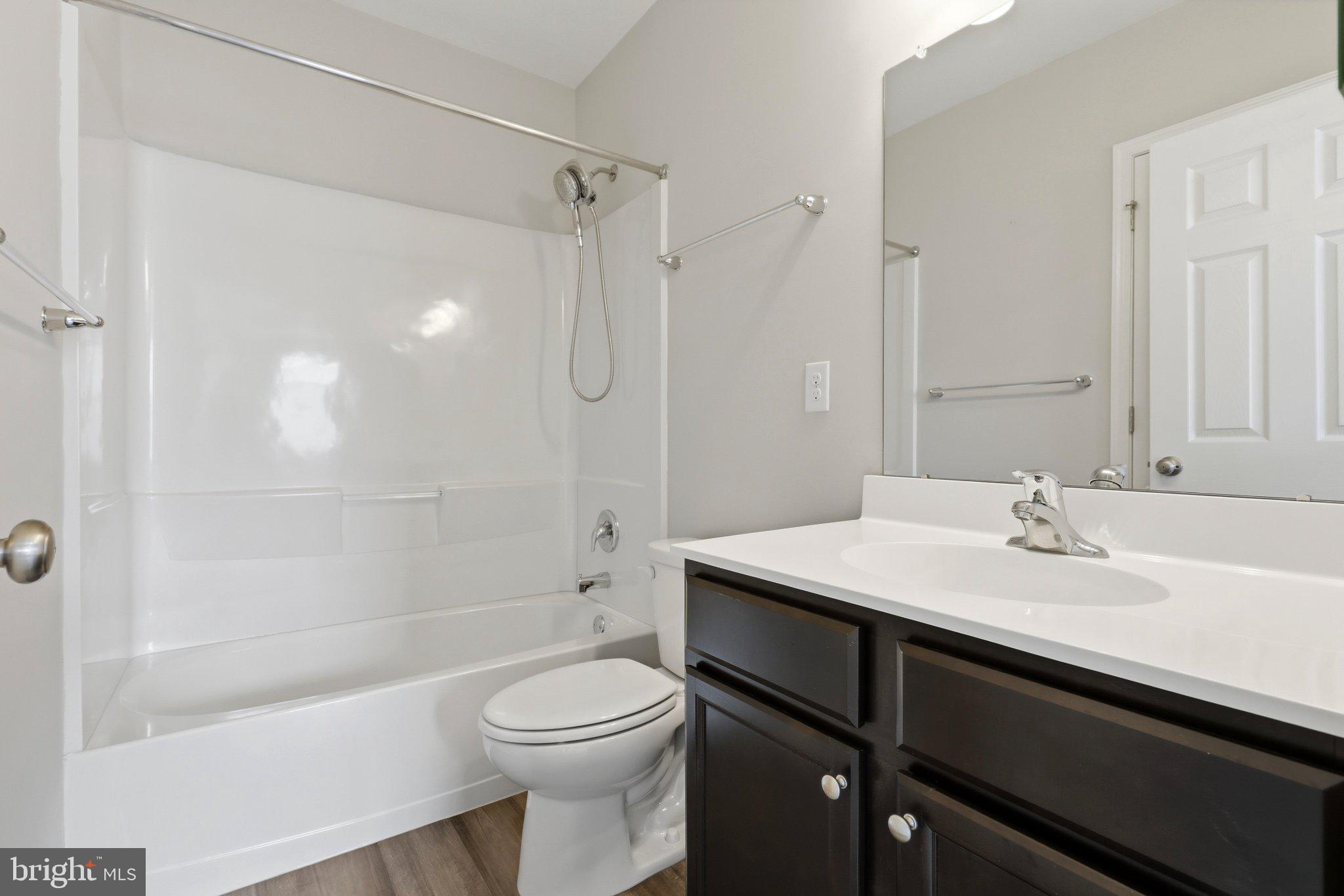 ARBOR KNOLL - Residential