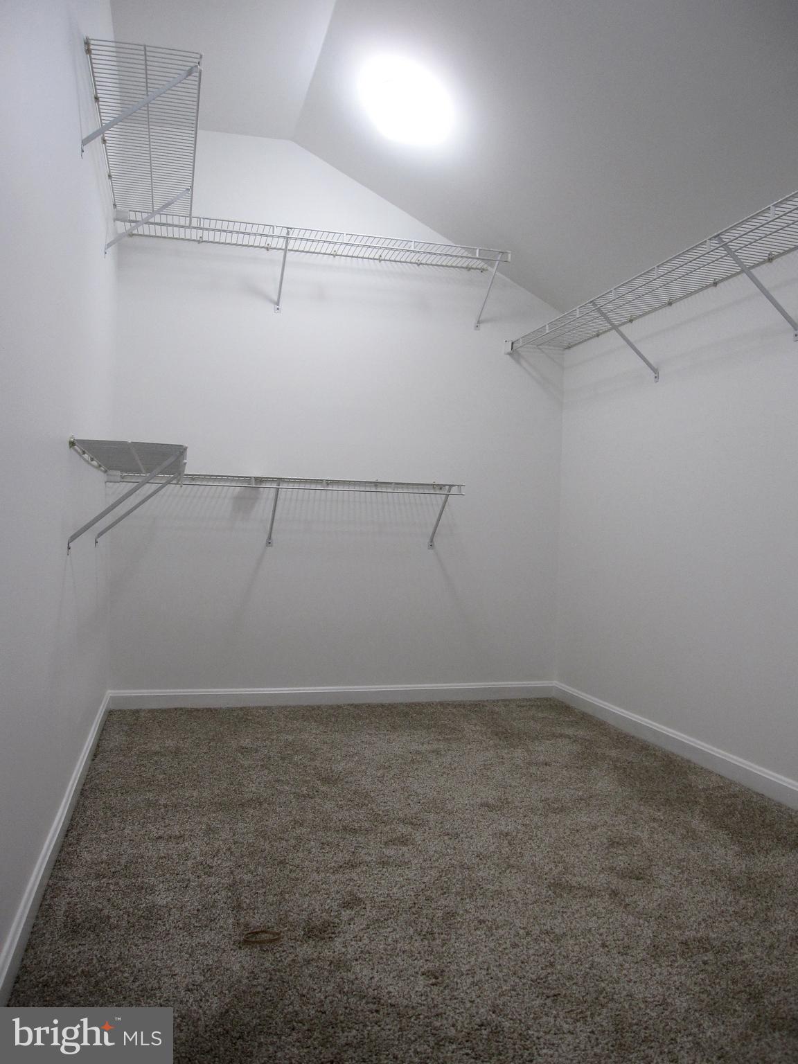 RIVA TRACE/SPRING PLACE - Residential