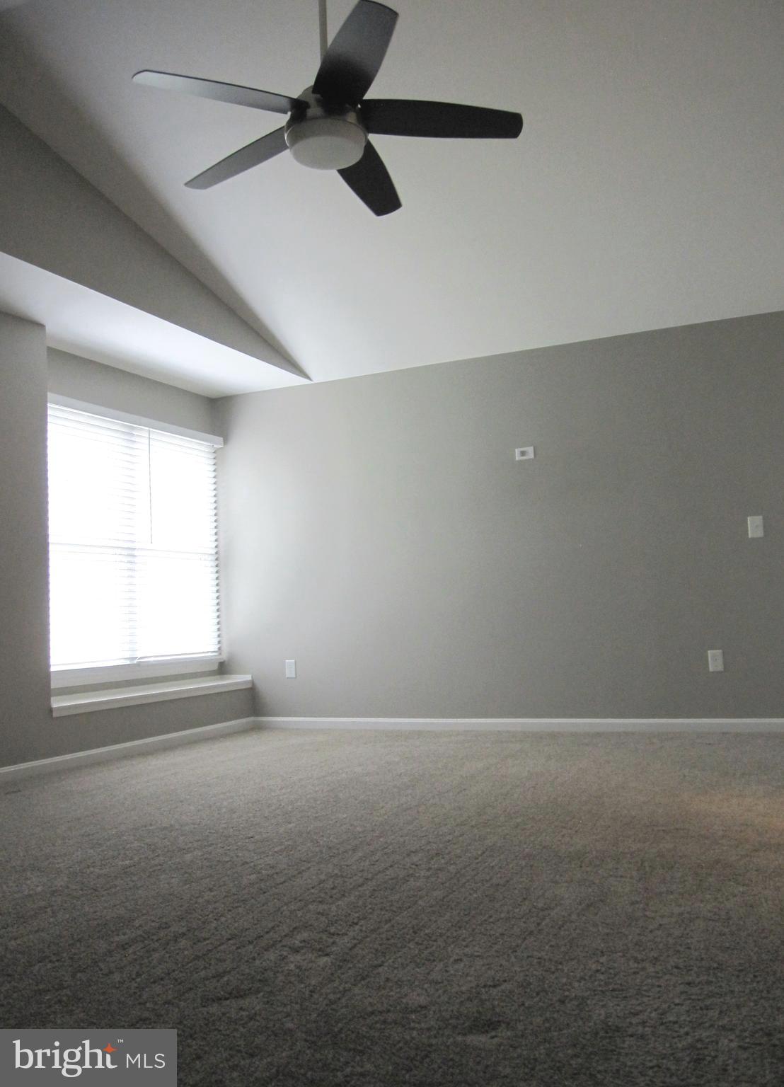 RIVA TRACE/SPRING PLACE - Residential