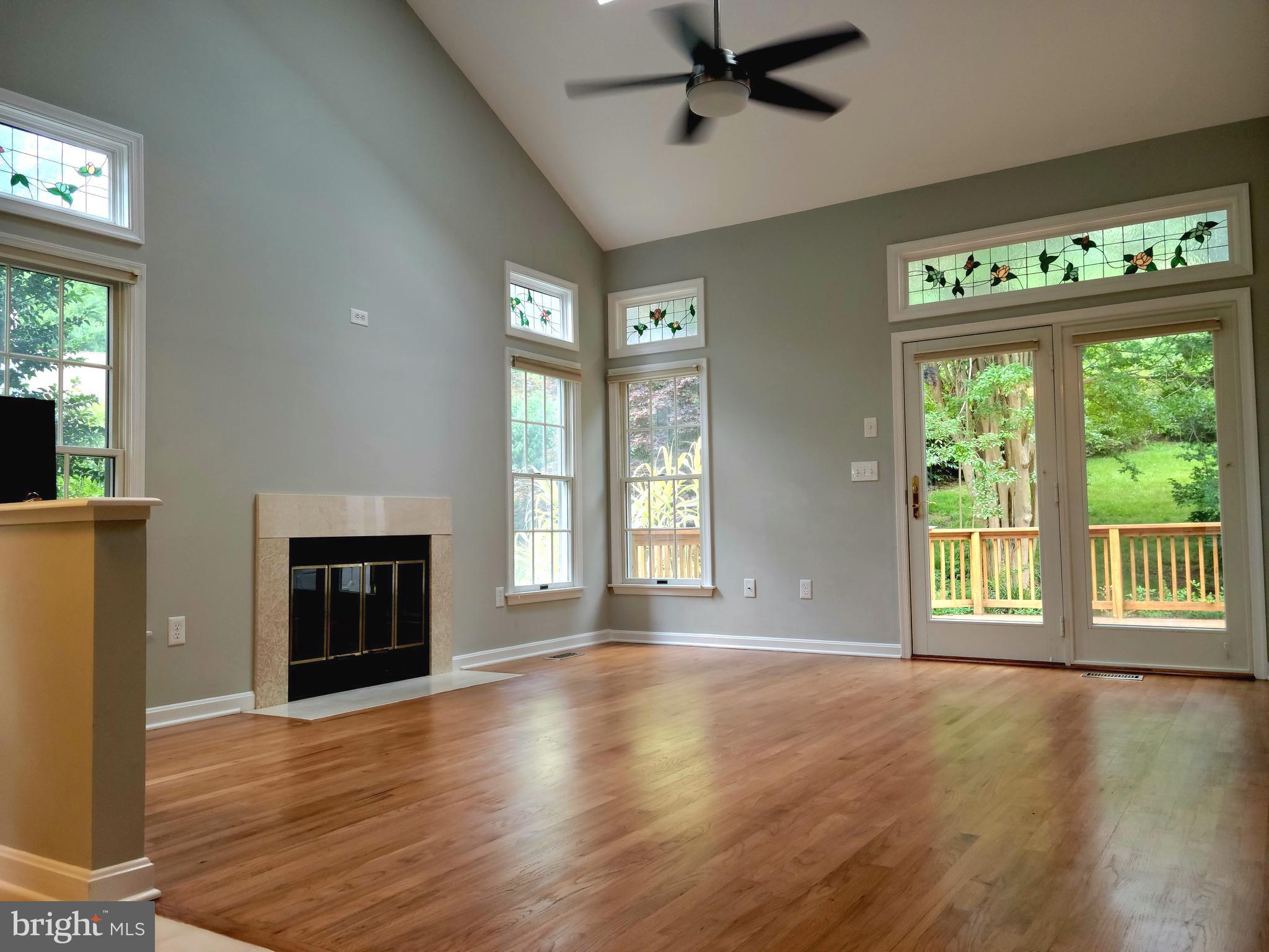 RIVA TRACE/SPRING PLACE - Residential