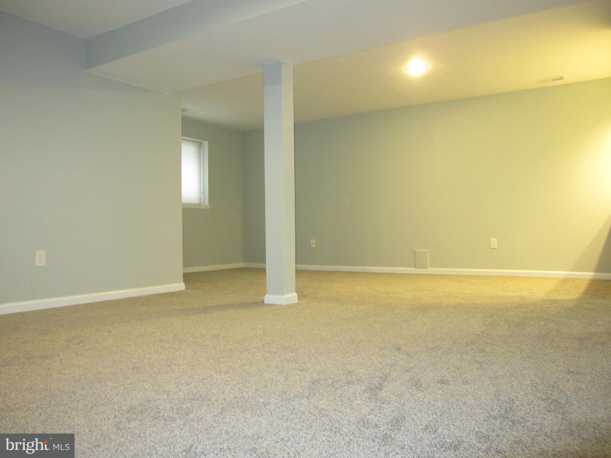 RIVA TRACE/SPRING PLACE - Residential