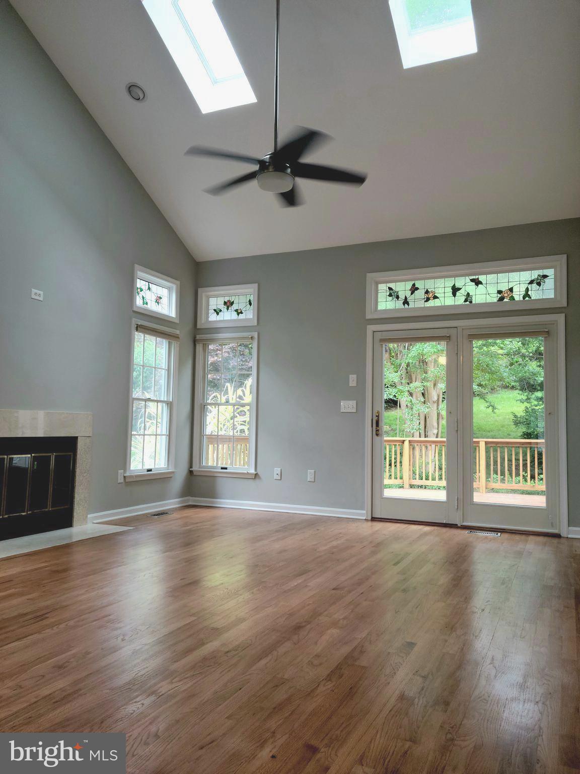 RIVA TRACE/SPRING PLACE - Residential