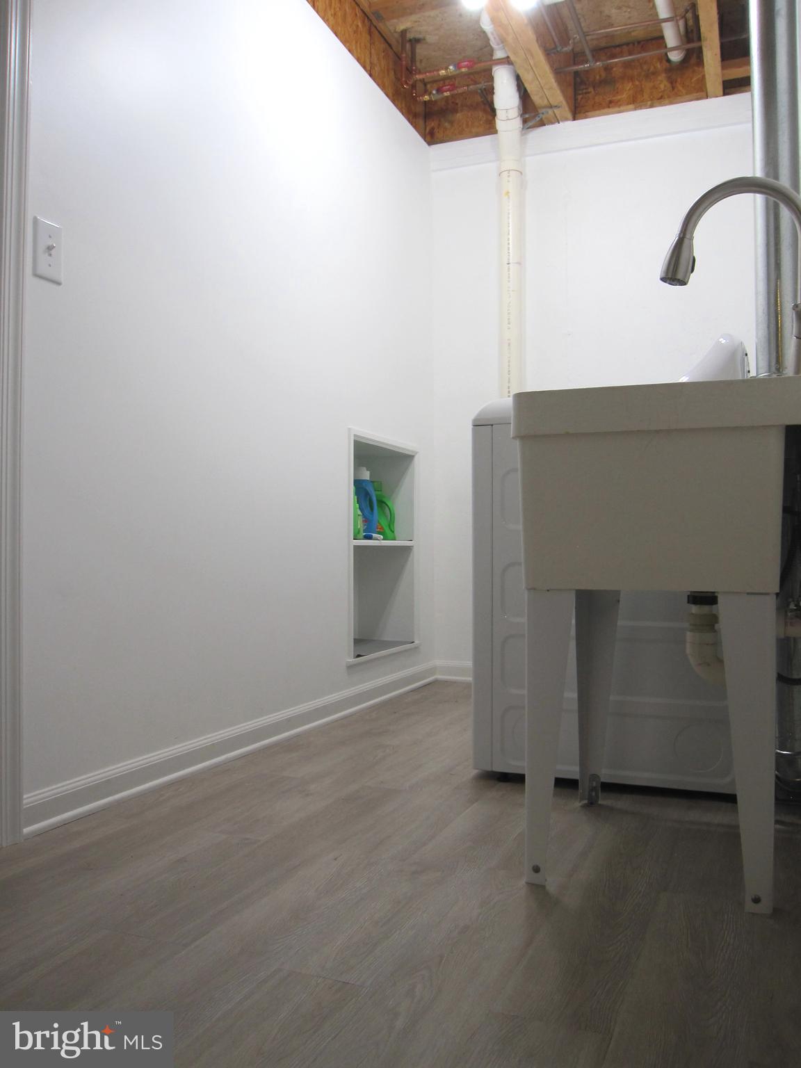 RIVA TRACE/SPRING PLACE - Residential