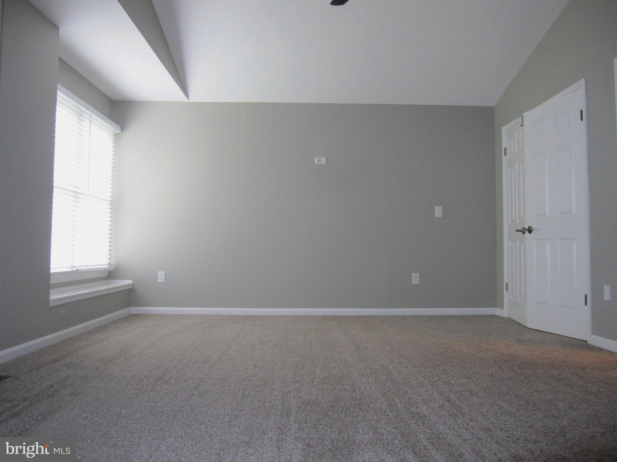 RIVA TRACE/SPRING PLACE - Residential