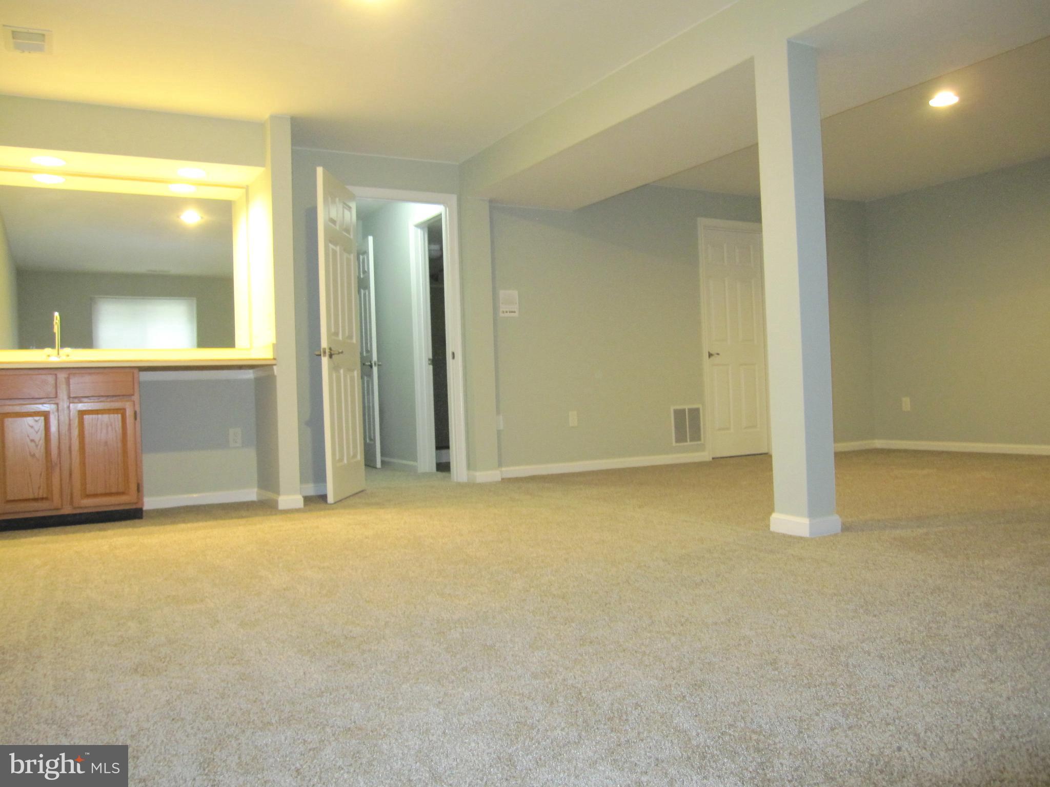 RIVA TRACE/SPRING PLACE - Residential