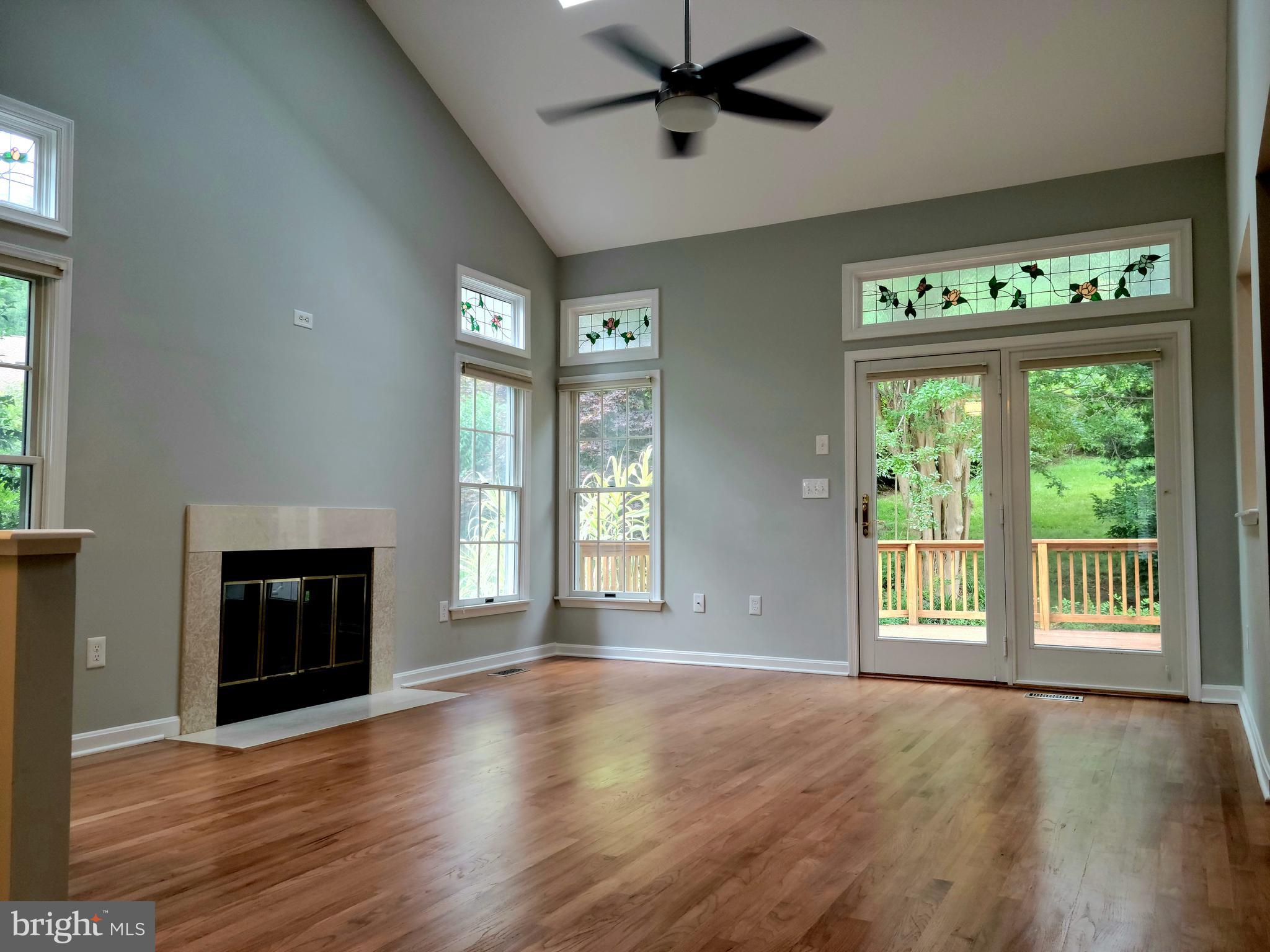 RIVA TRACE/SPRING PLACE - Residential