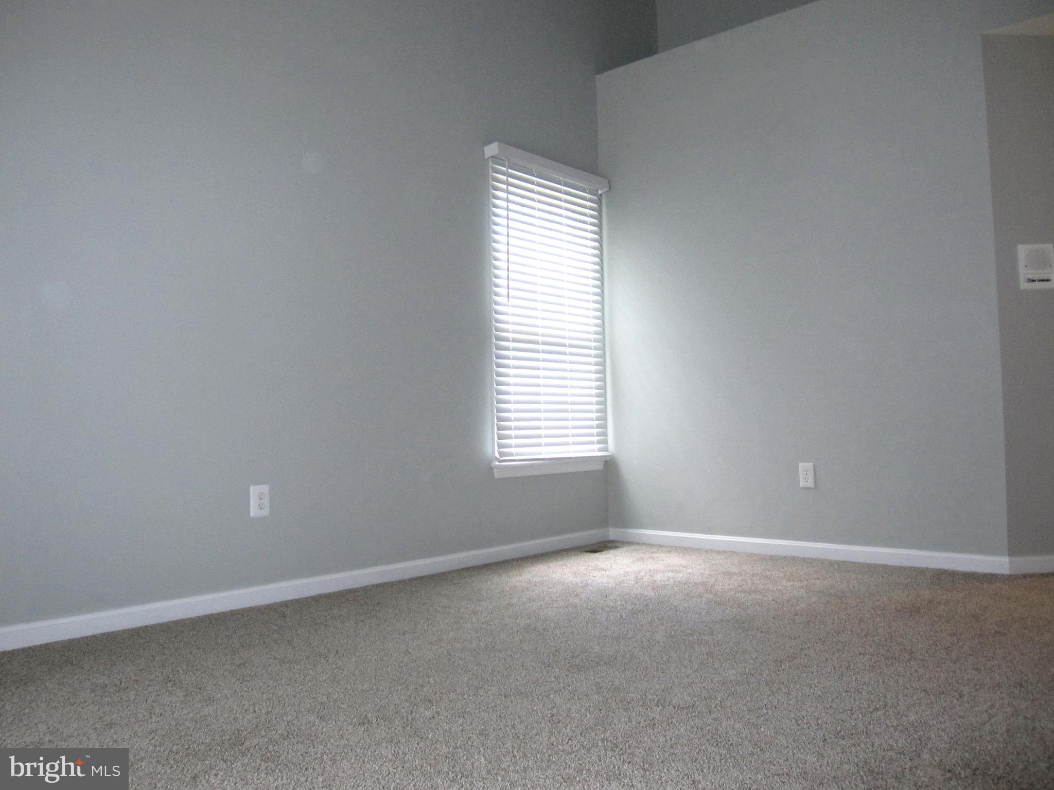 RIVA TRACE/SPRING PLACE - Residential