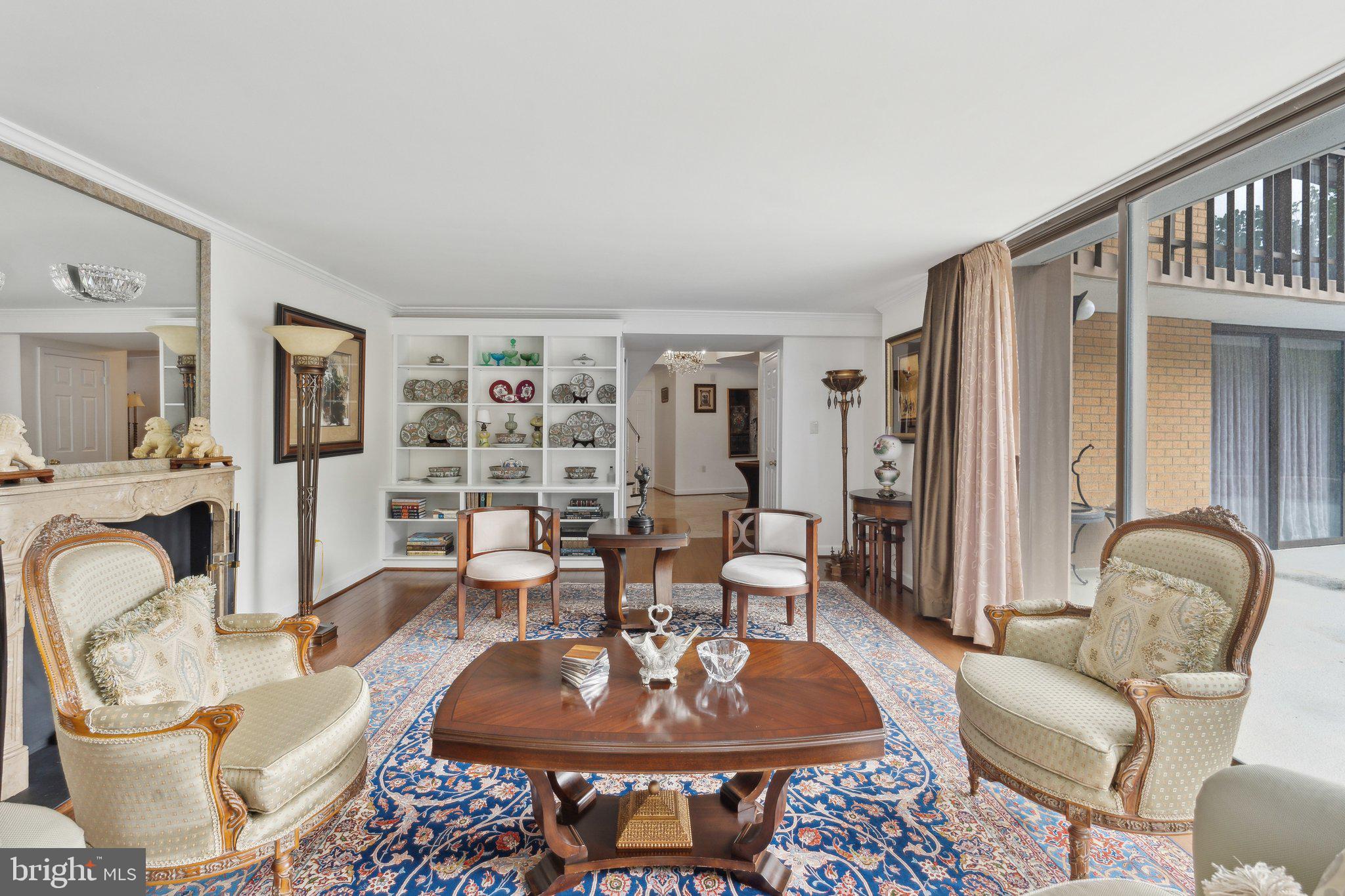 4200 MASSACHUSETTS AVENUE NW 106