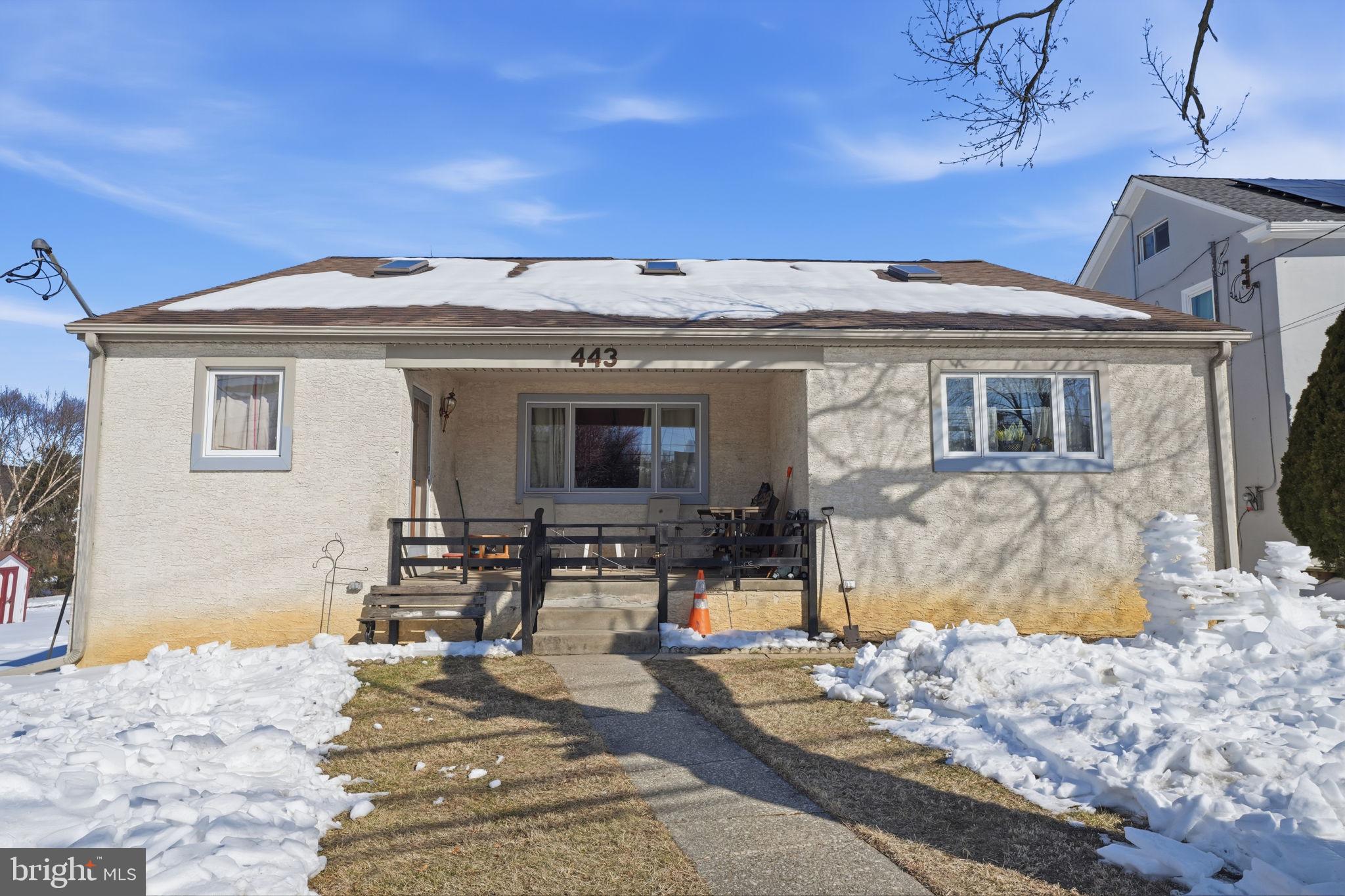 LAFAYETTE HILL - Residential