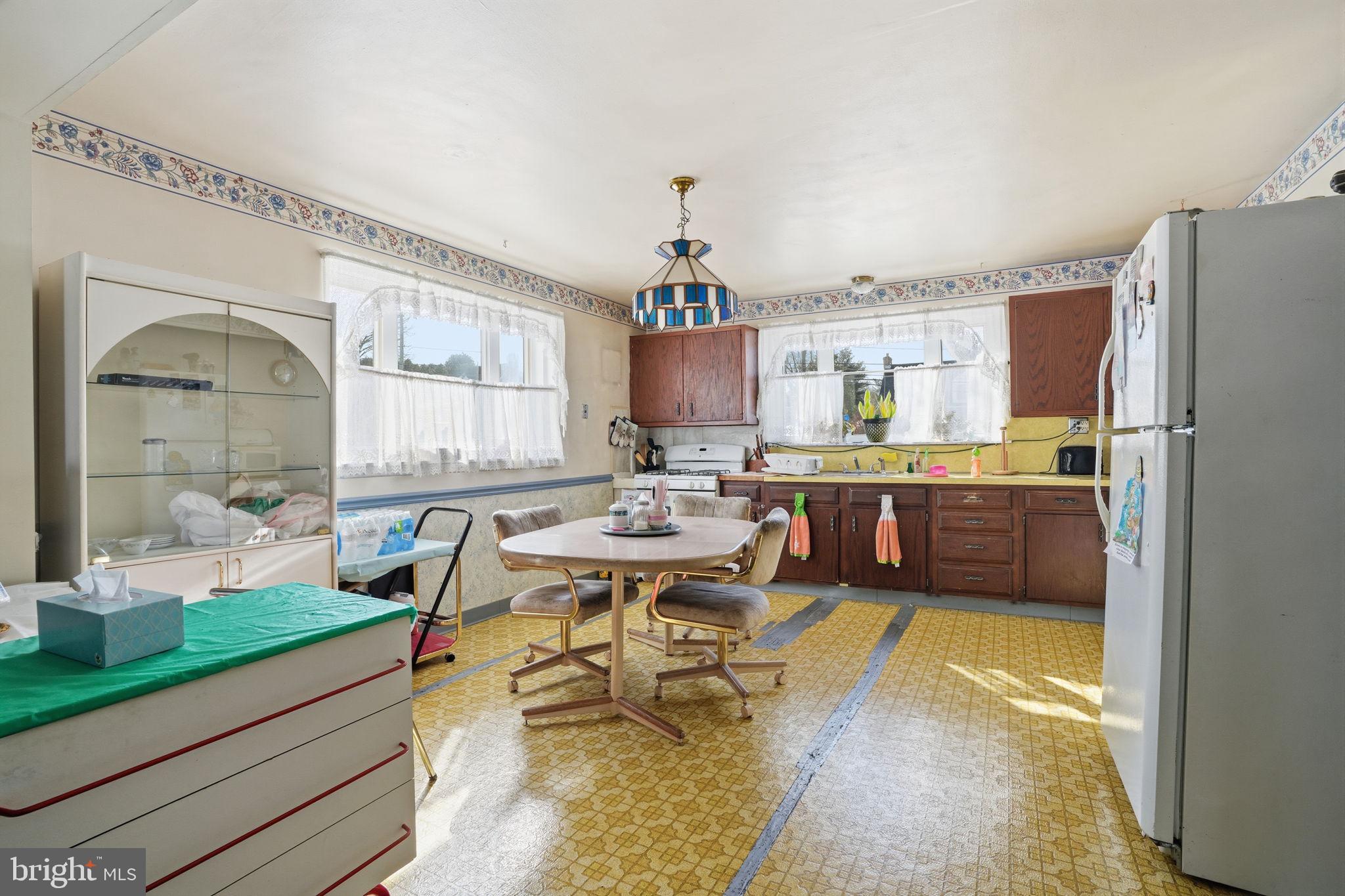 LAFAYETTE HILL - Residential