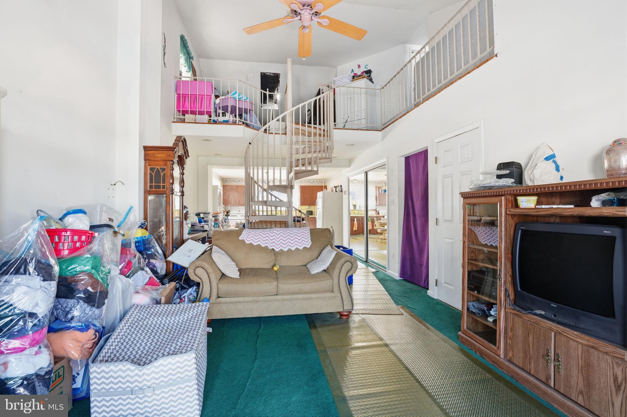 LAFAYETTE HILL - Residential