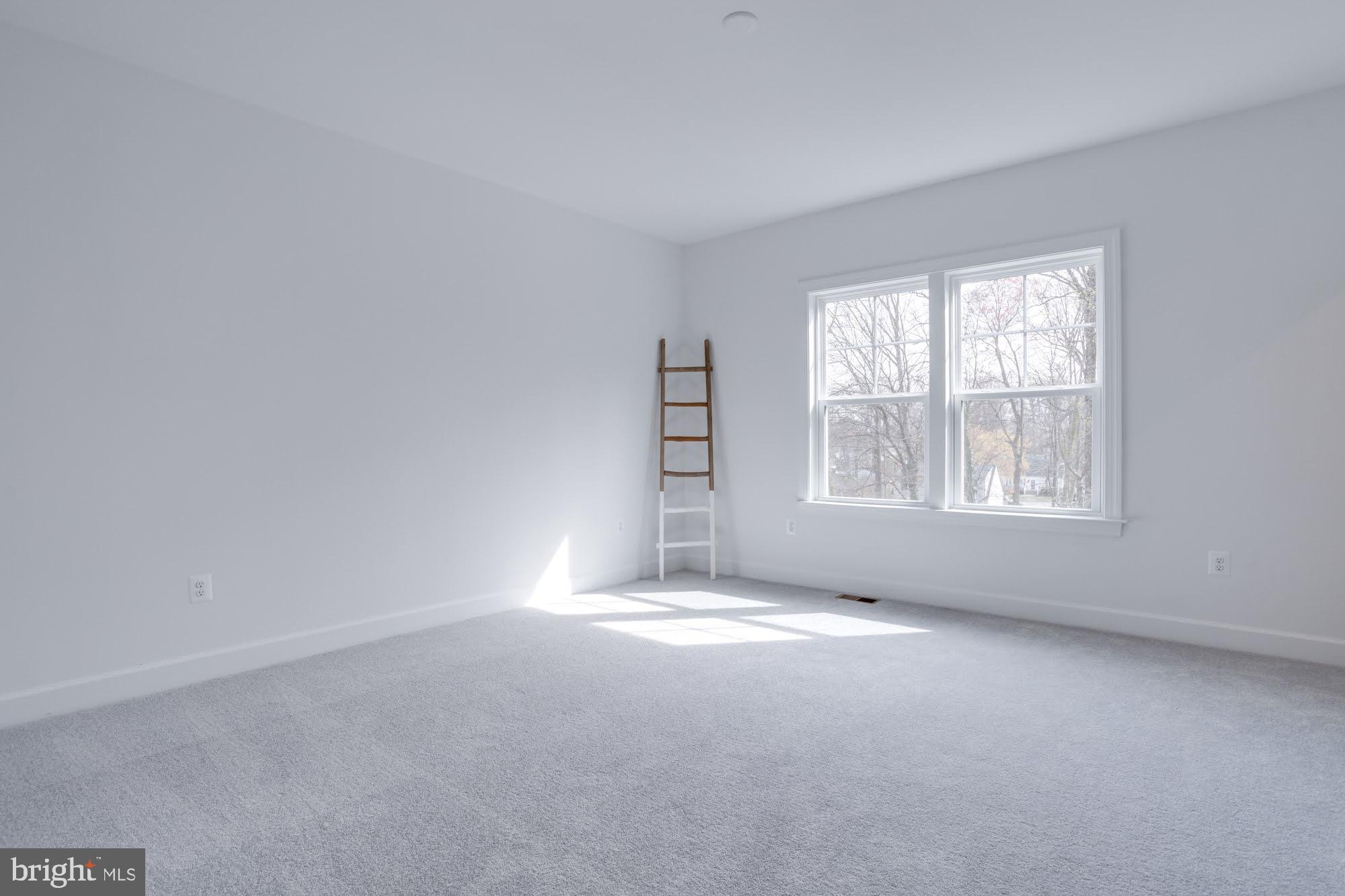 FAIRFAX ACRES - Residential