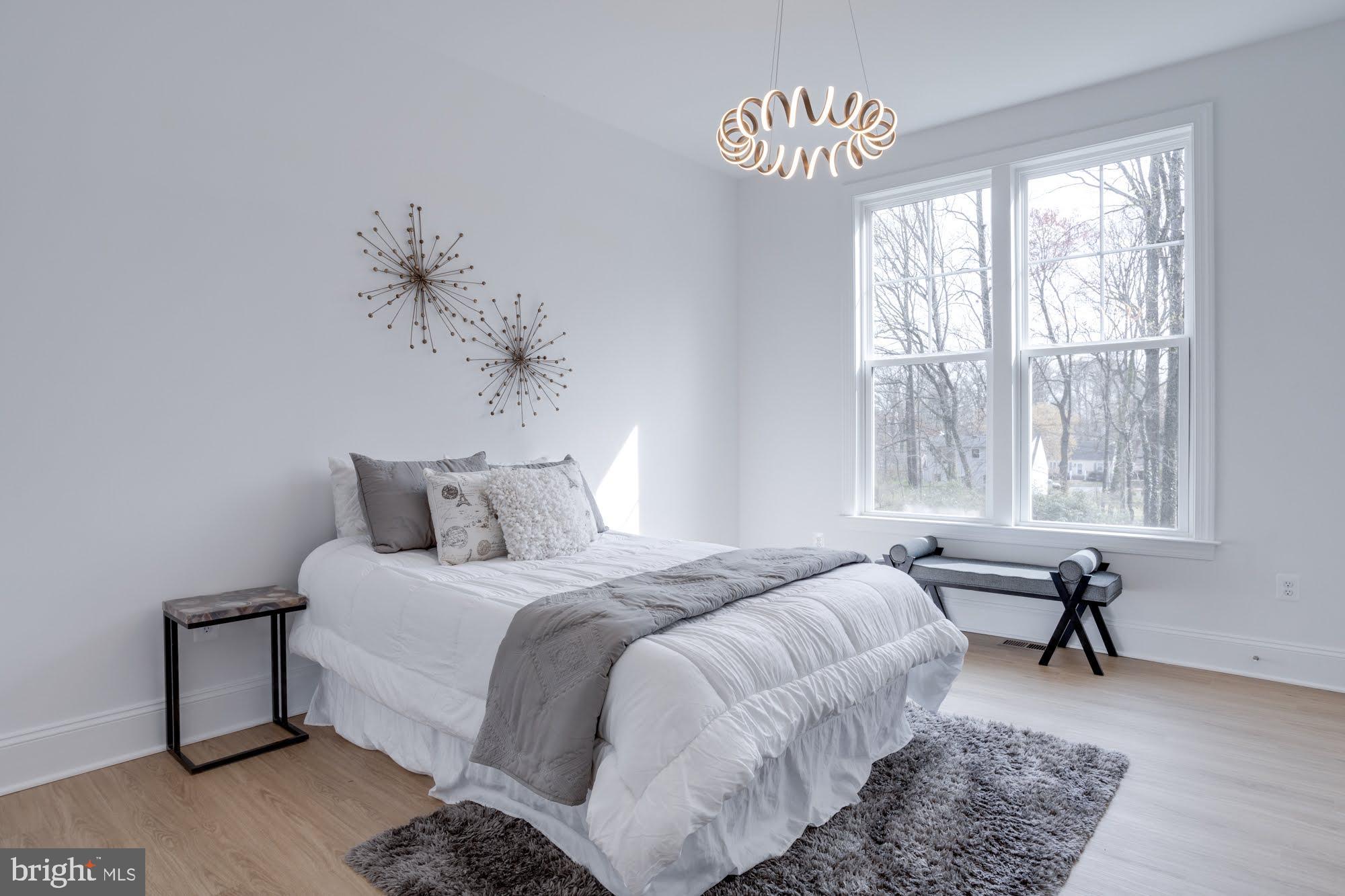 FAIRFAX ACRES - Residential