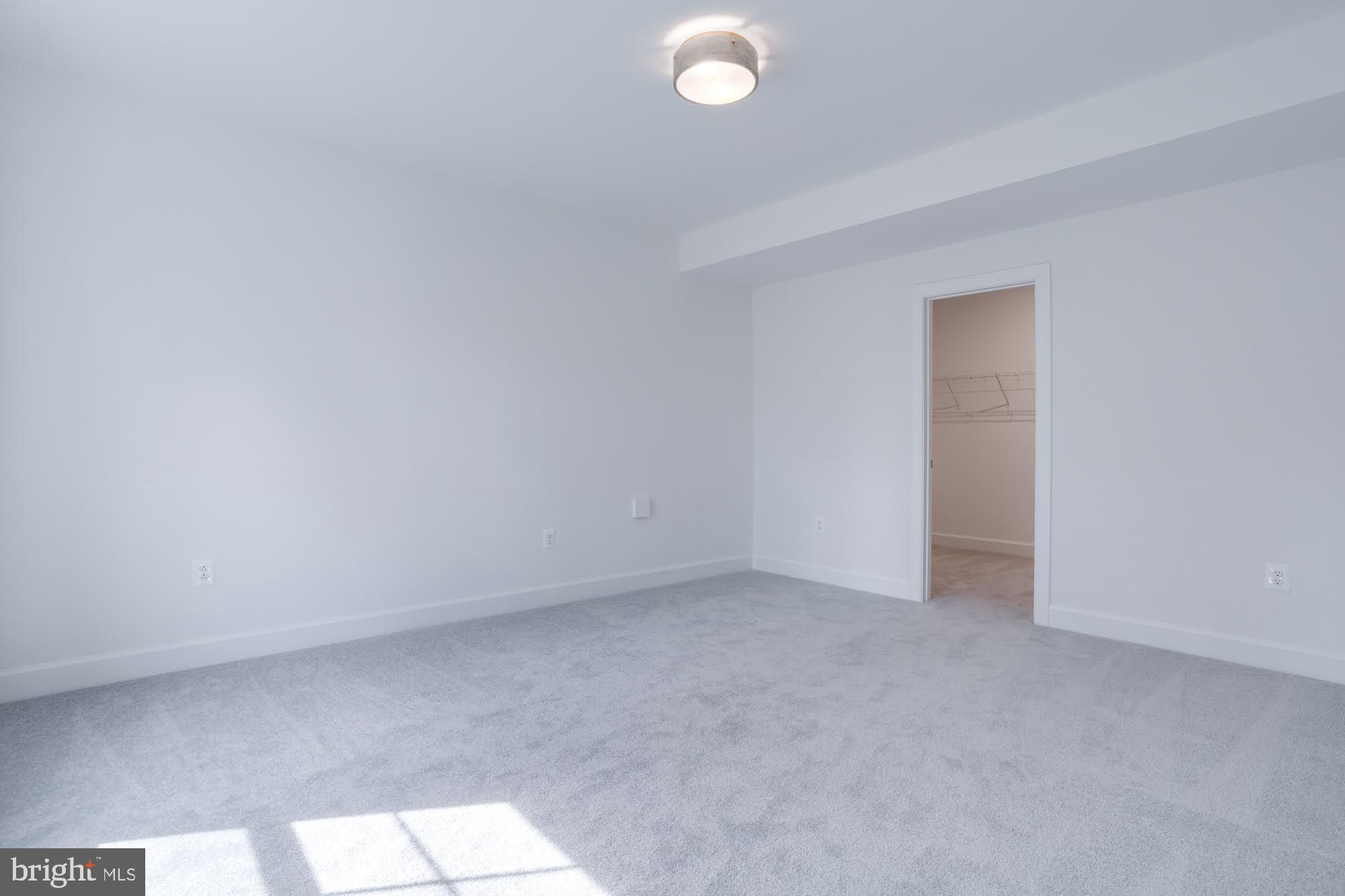 FAIRFAX ACRES - Residential