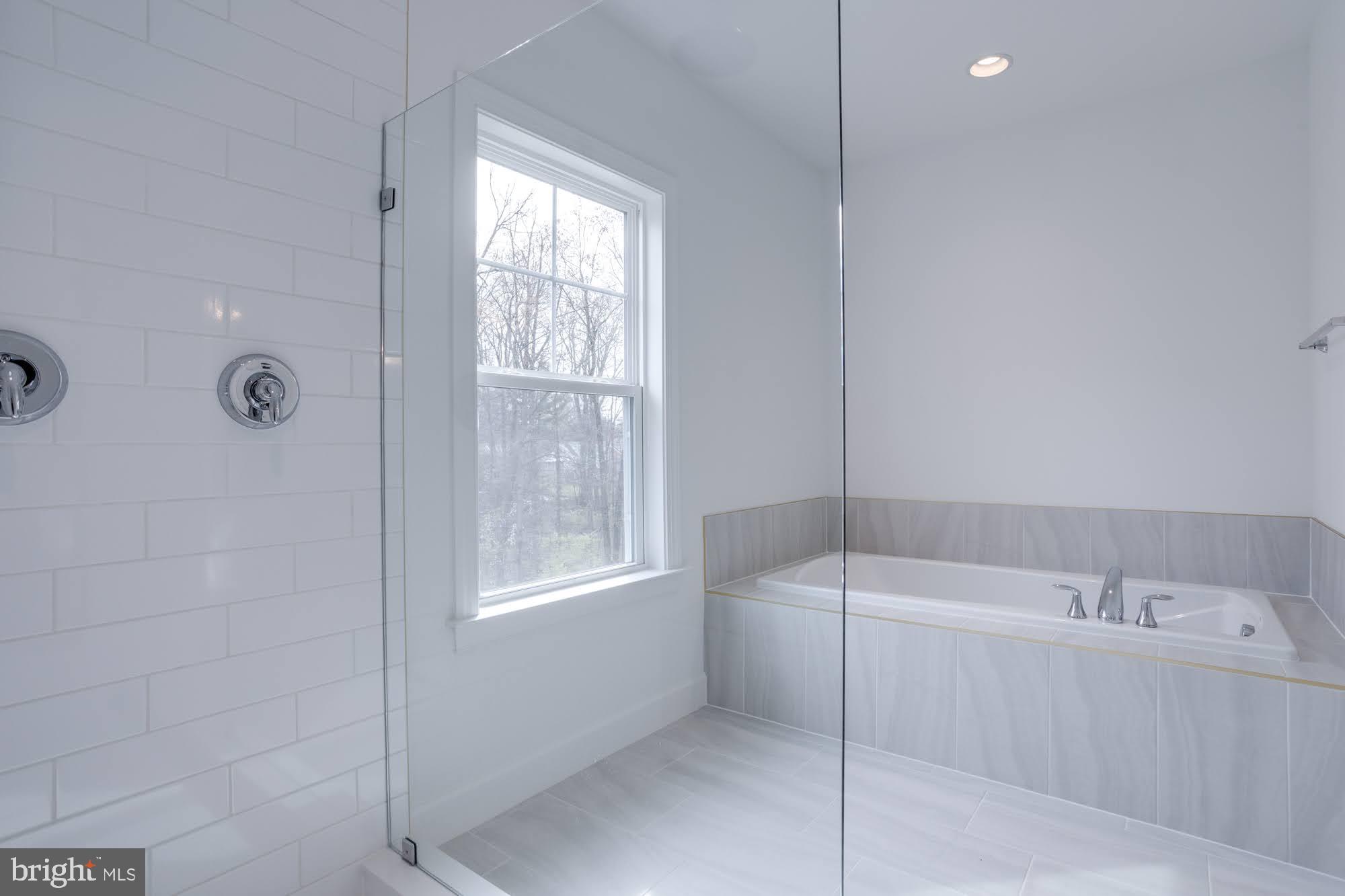 FAIRFAX ACRES - Residential