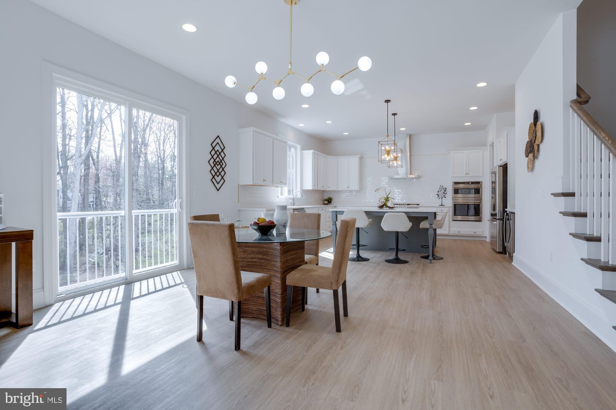 FAIRFAX ACRES - Residential