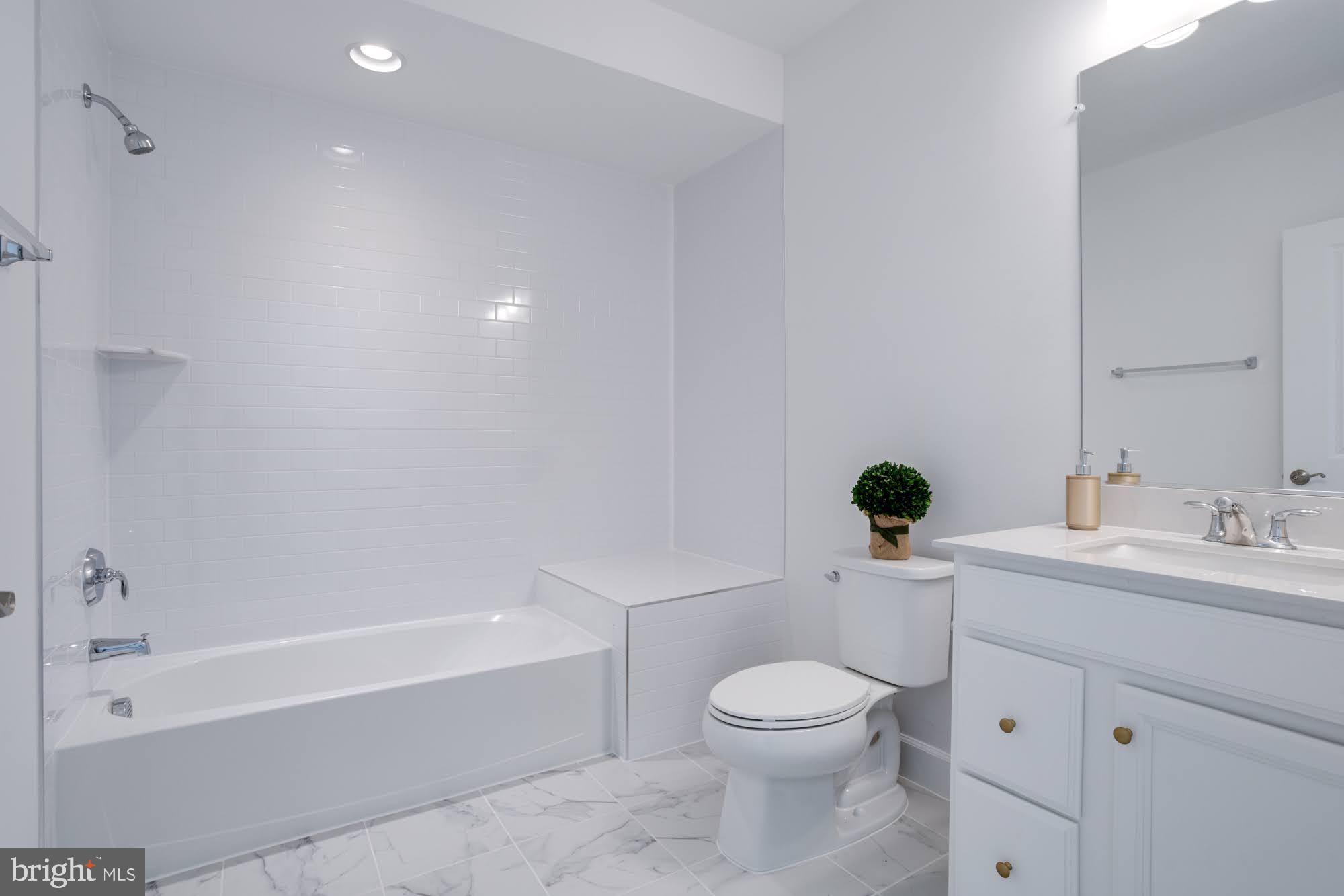 FAIRFAX ACRES - Residential