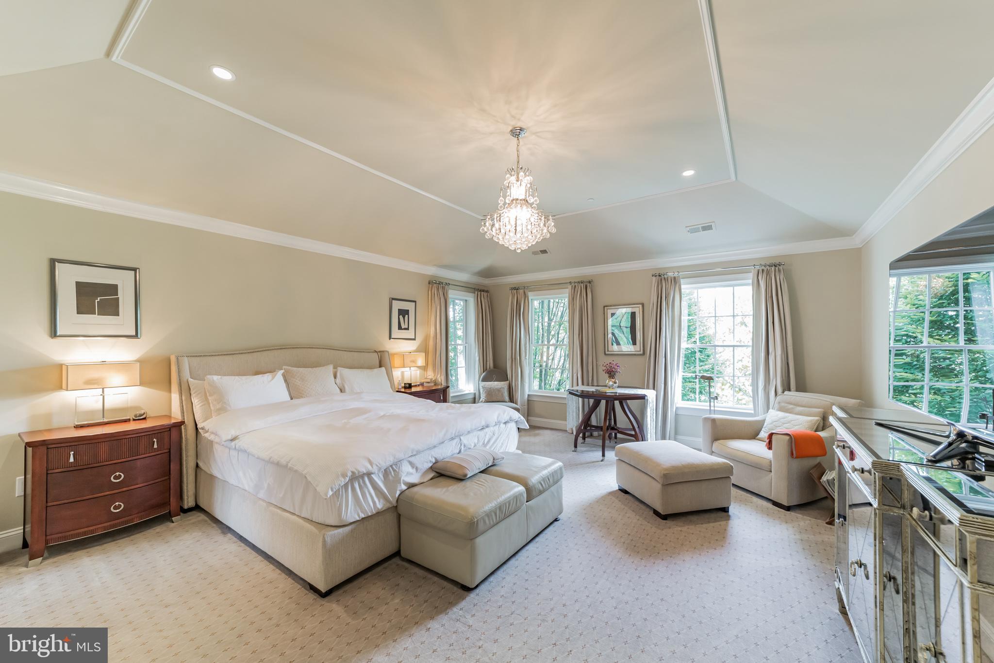 WHITEGATE - Residential