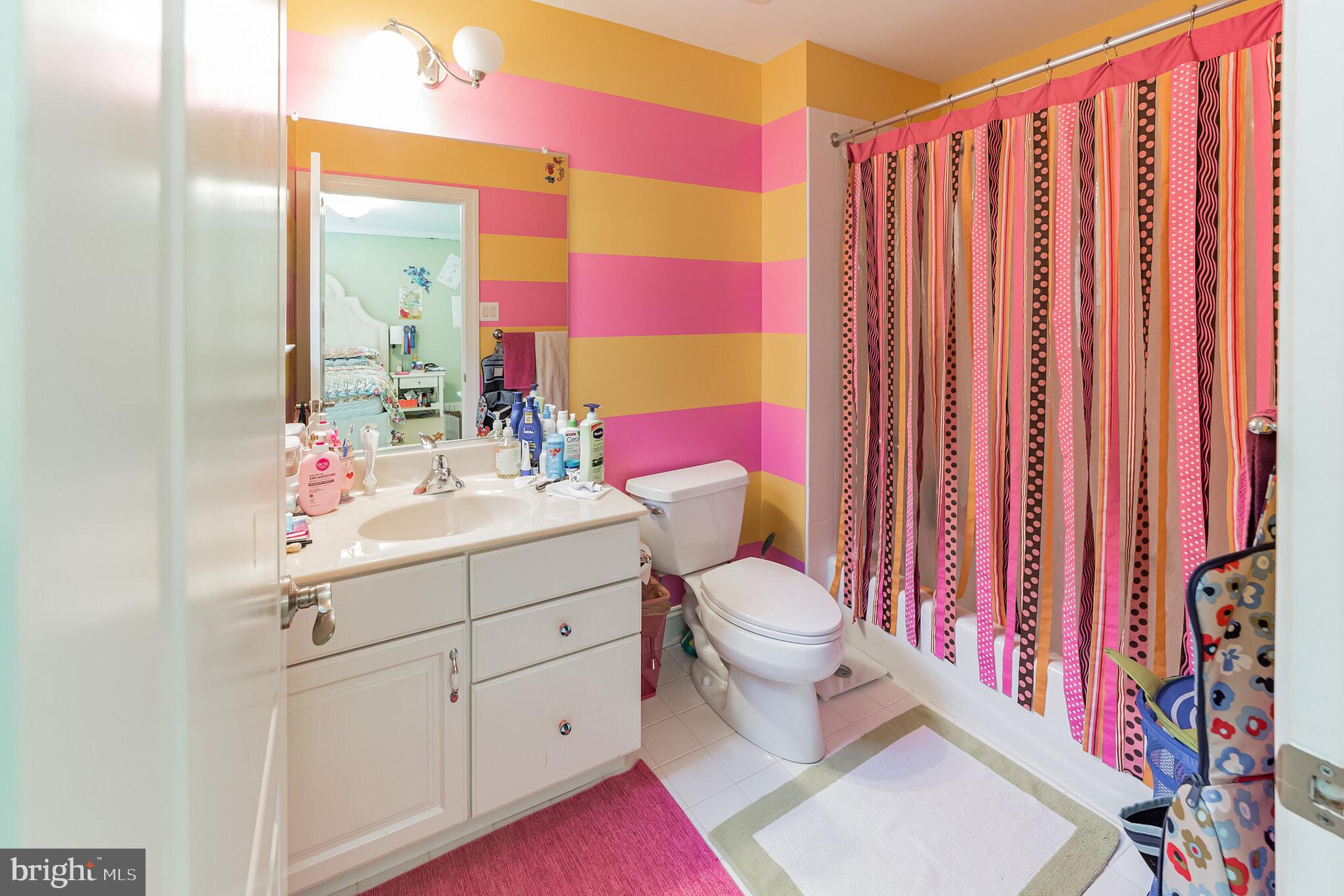 WHITEGATE - Residential